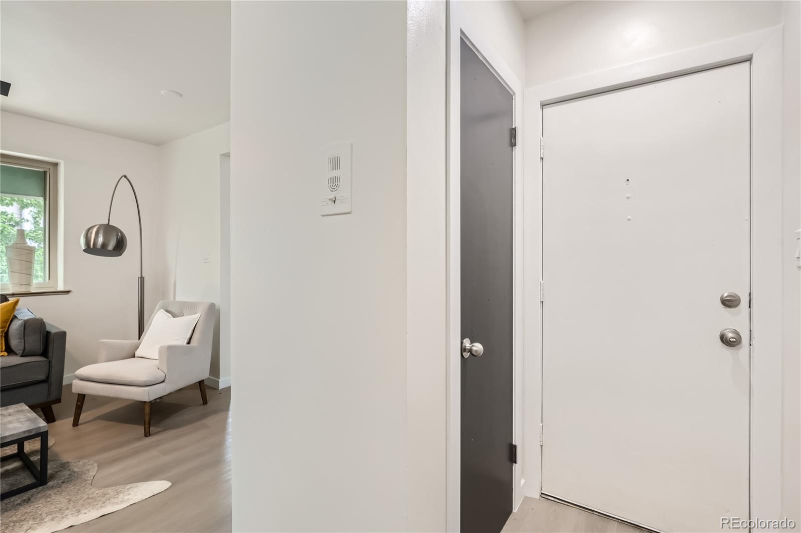 MLS Image #23 for 2100 n franklin street,denver, Colorado