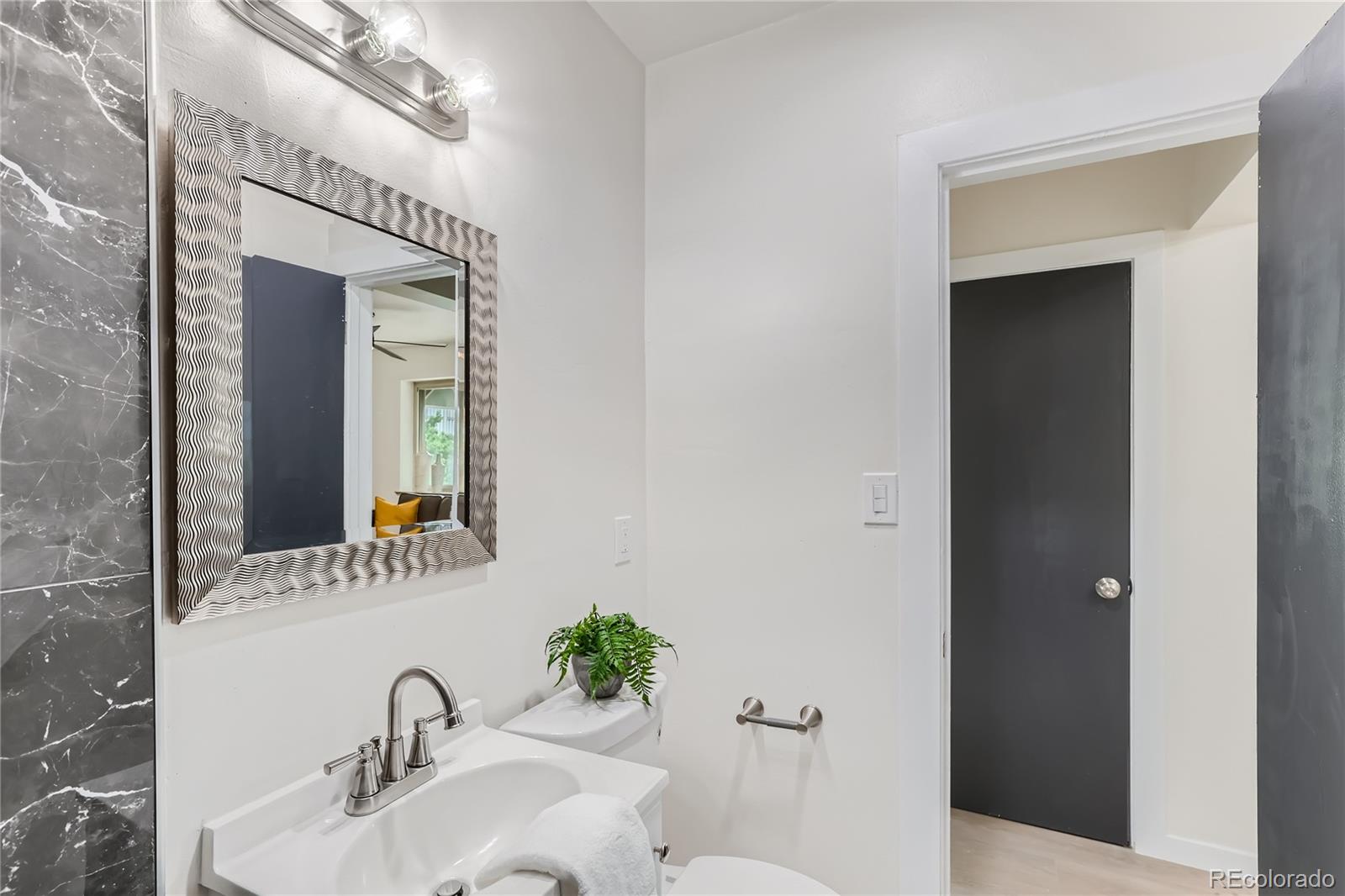 MLS Image #9 for 2100 n franklin street,denver, Colorado