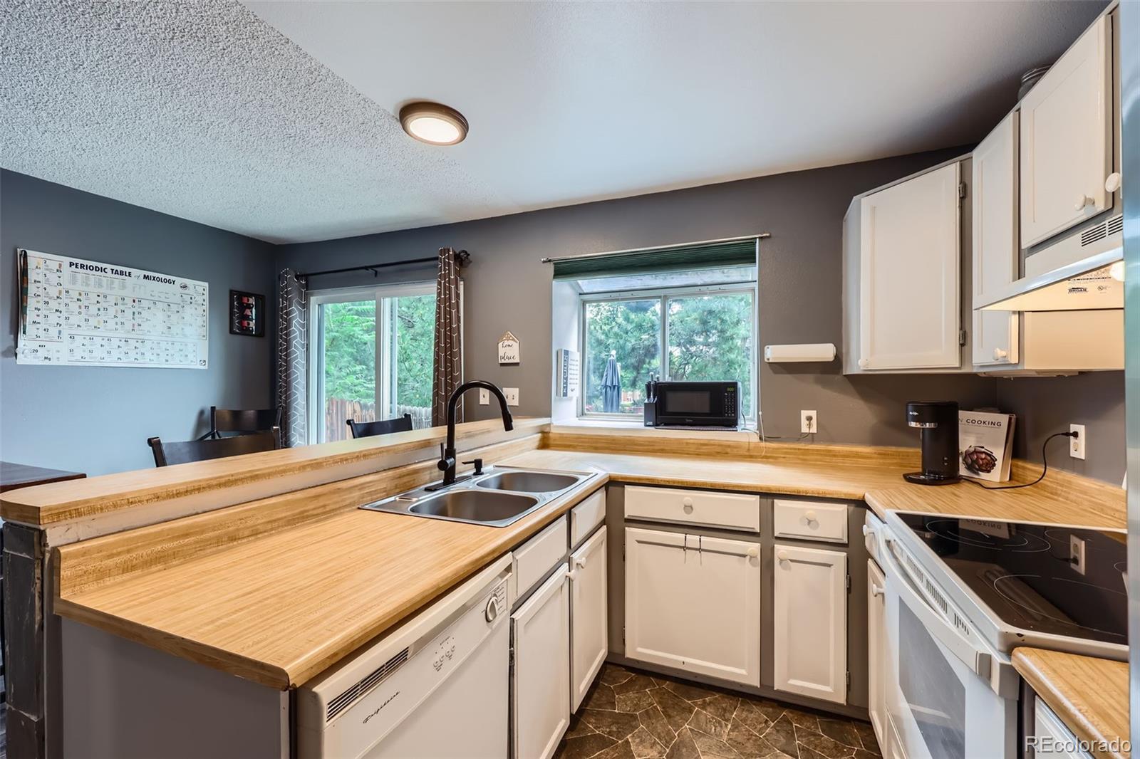 MLS Image #8 for 9672 w chatfield avenue,littleton, Colorado