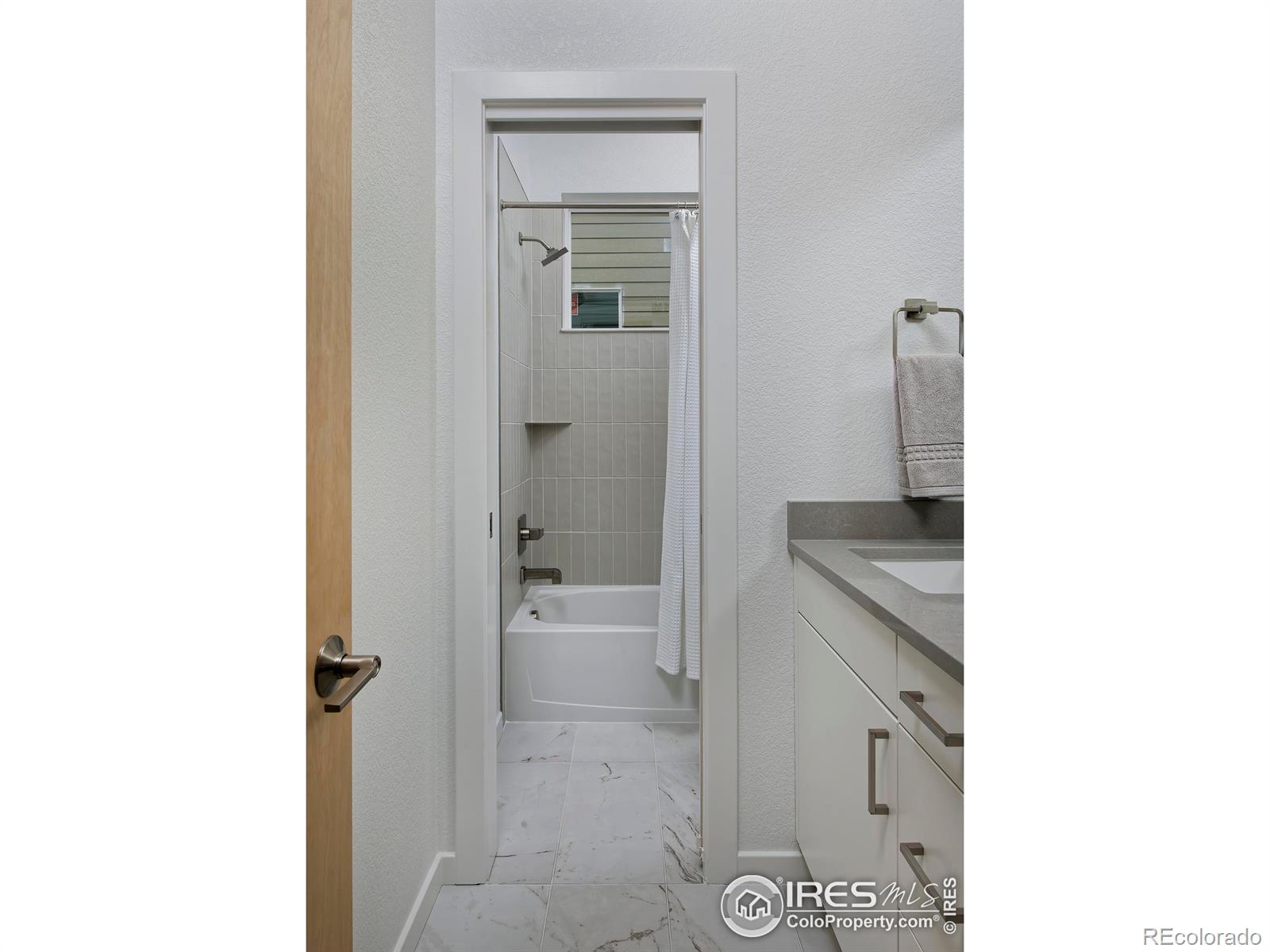MLS Image #23 for 729  kubat lane,longmont, Colorado
