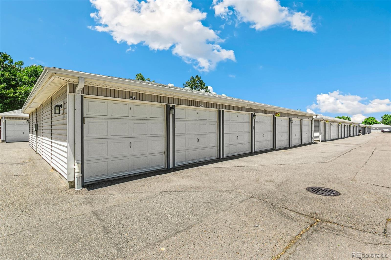 MLS Image #38 for 725 s alton way,denver, Colorado