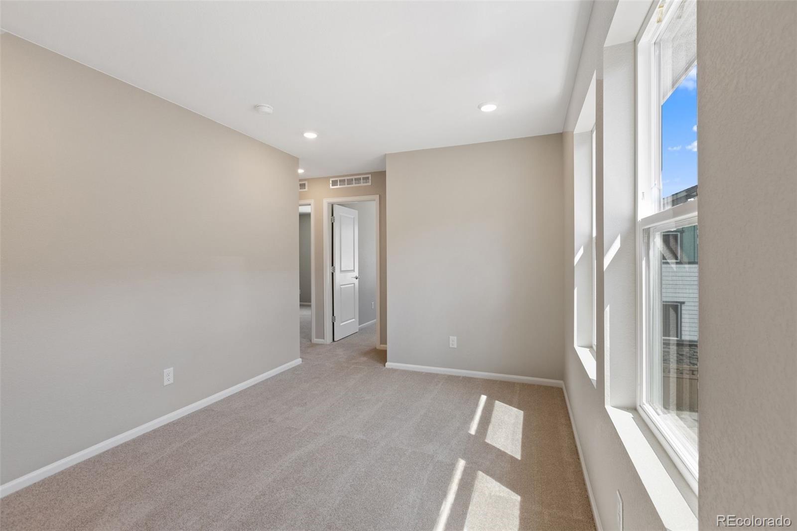 MLS Image #18 for 21152 e 63rd drive,aurora, Colorado