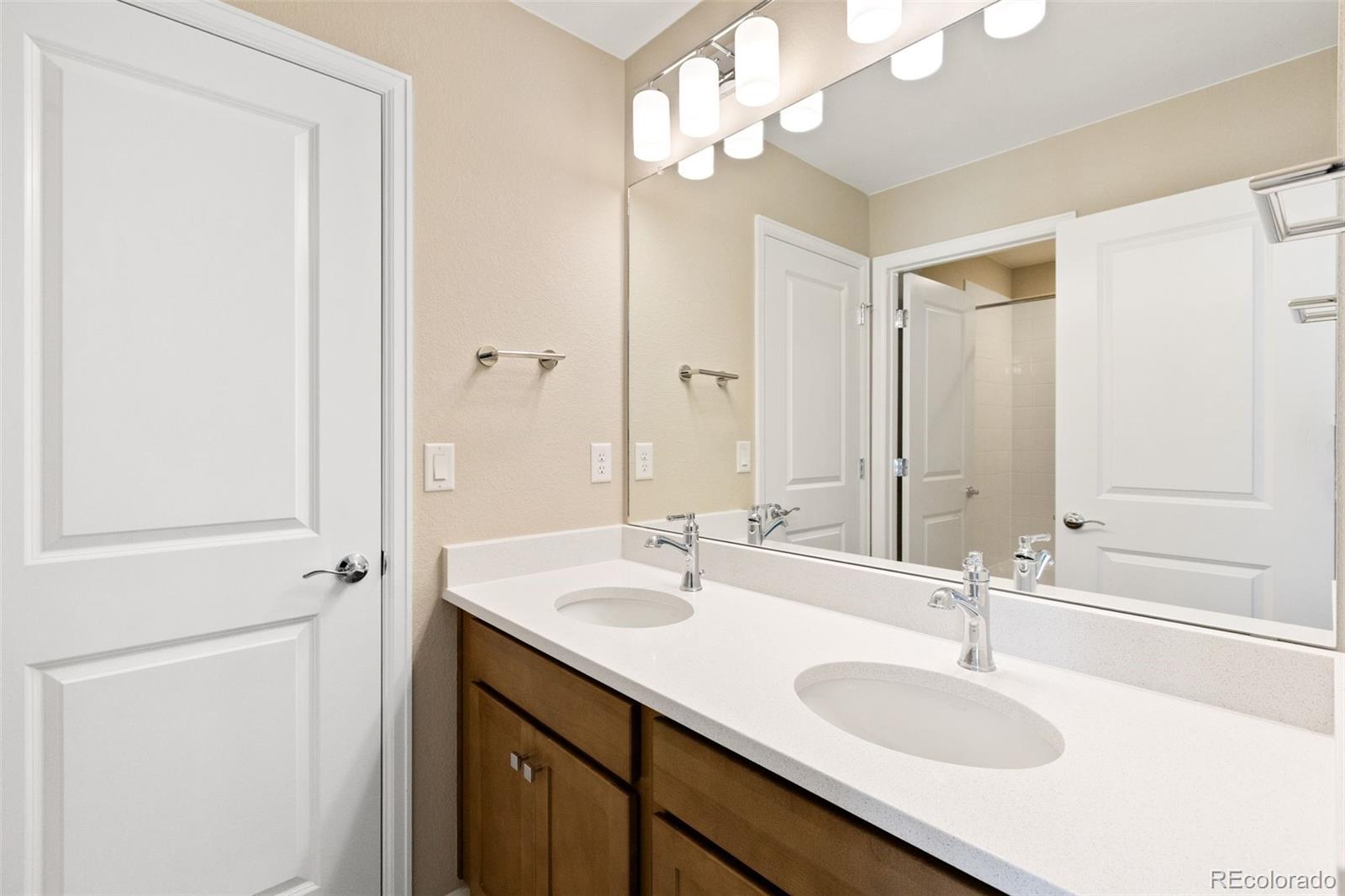 MLS Image #27 for 21152 e 63rd drive,aurora, Colorado