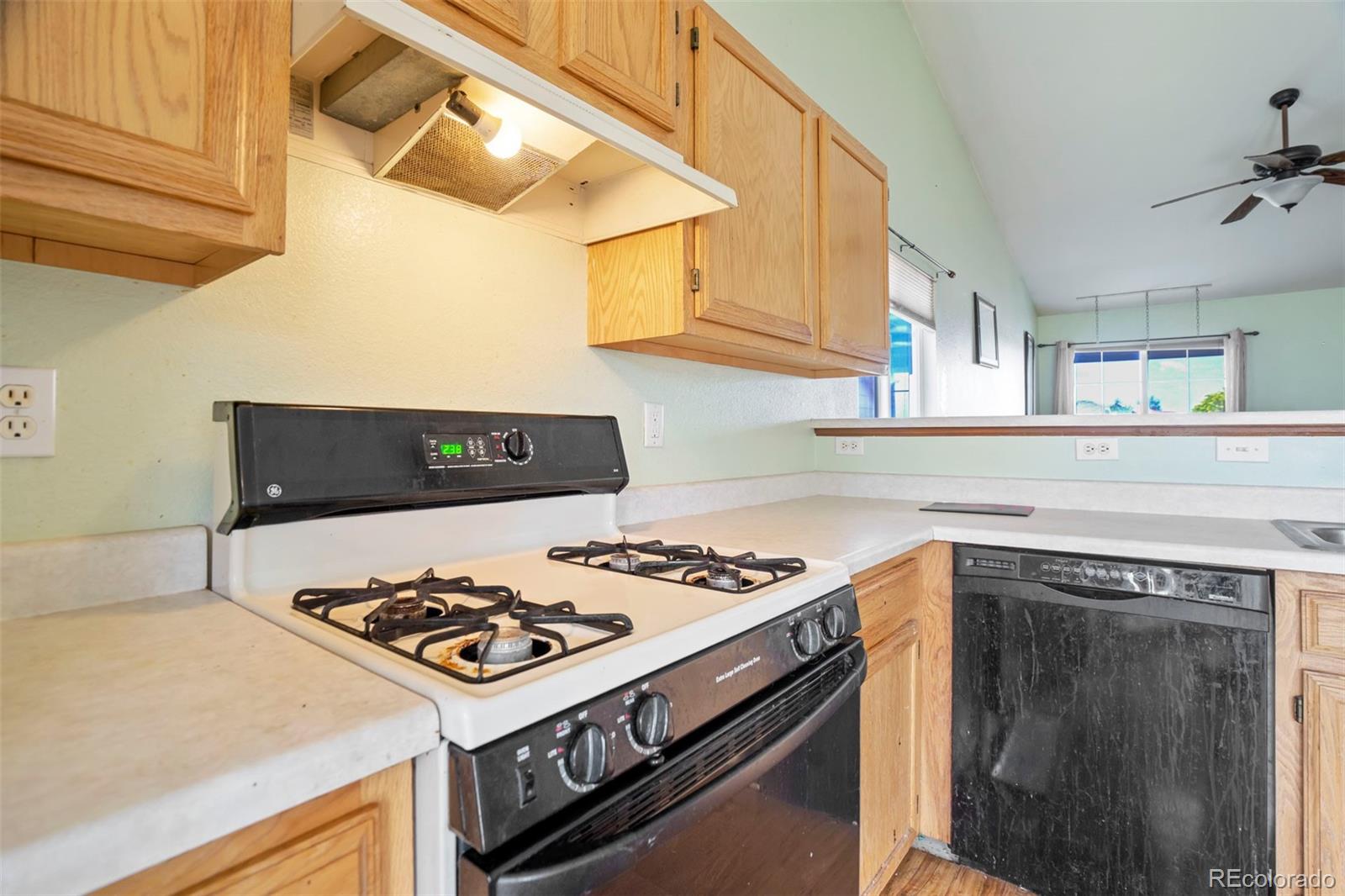 MLS Image #14 for 5542  kingsboro drive,colorado springs, Colorado