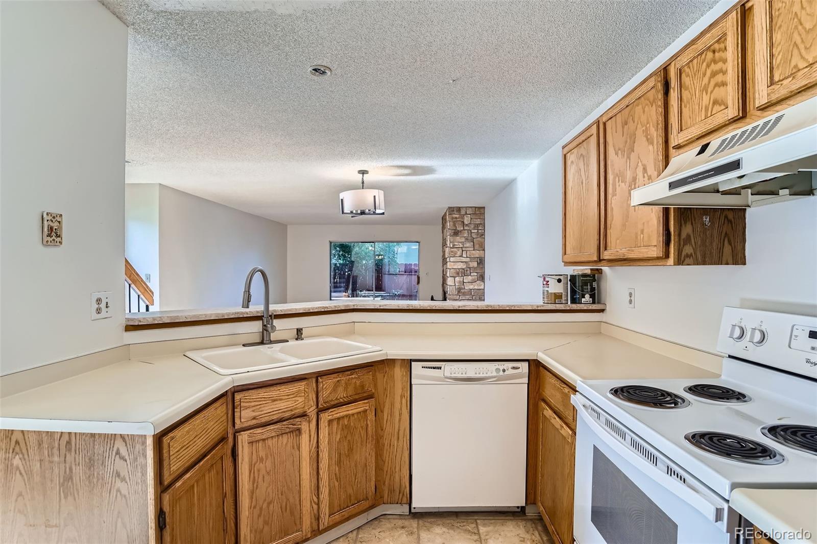 MLS Image #9 for 7476 e arkansas avenue 35-10,denver, Colorado
