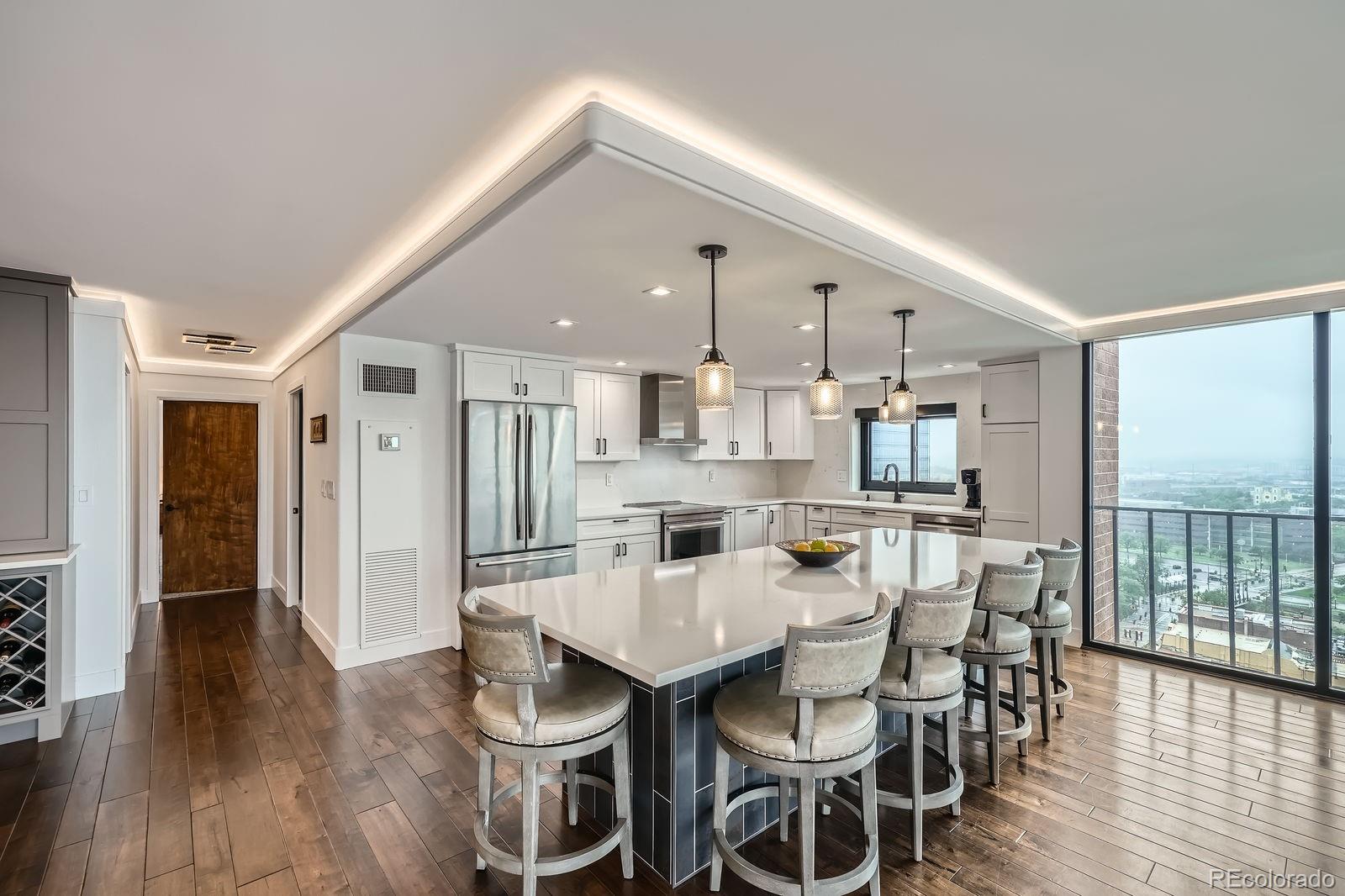 MLS Image #11 for 1551  larimer street,denver, Colorado