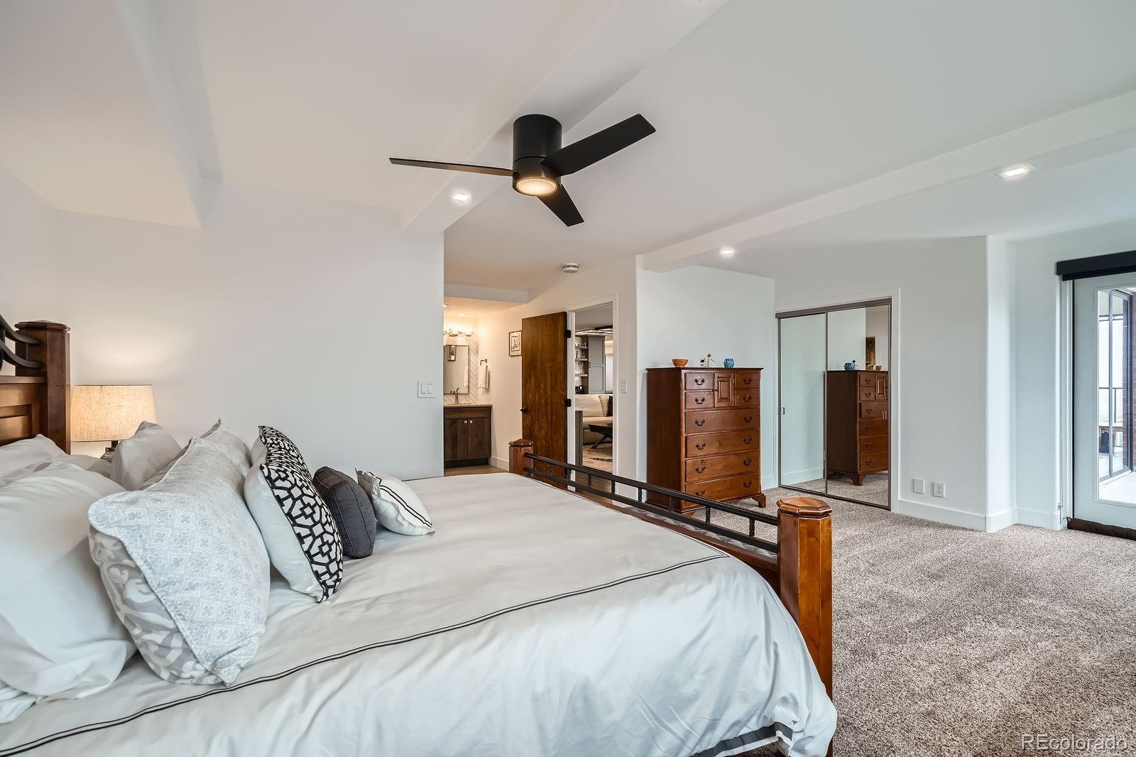 MLS Image #23 for 1551  larimer street,denver, Colorado