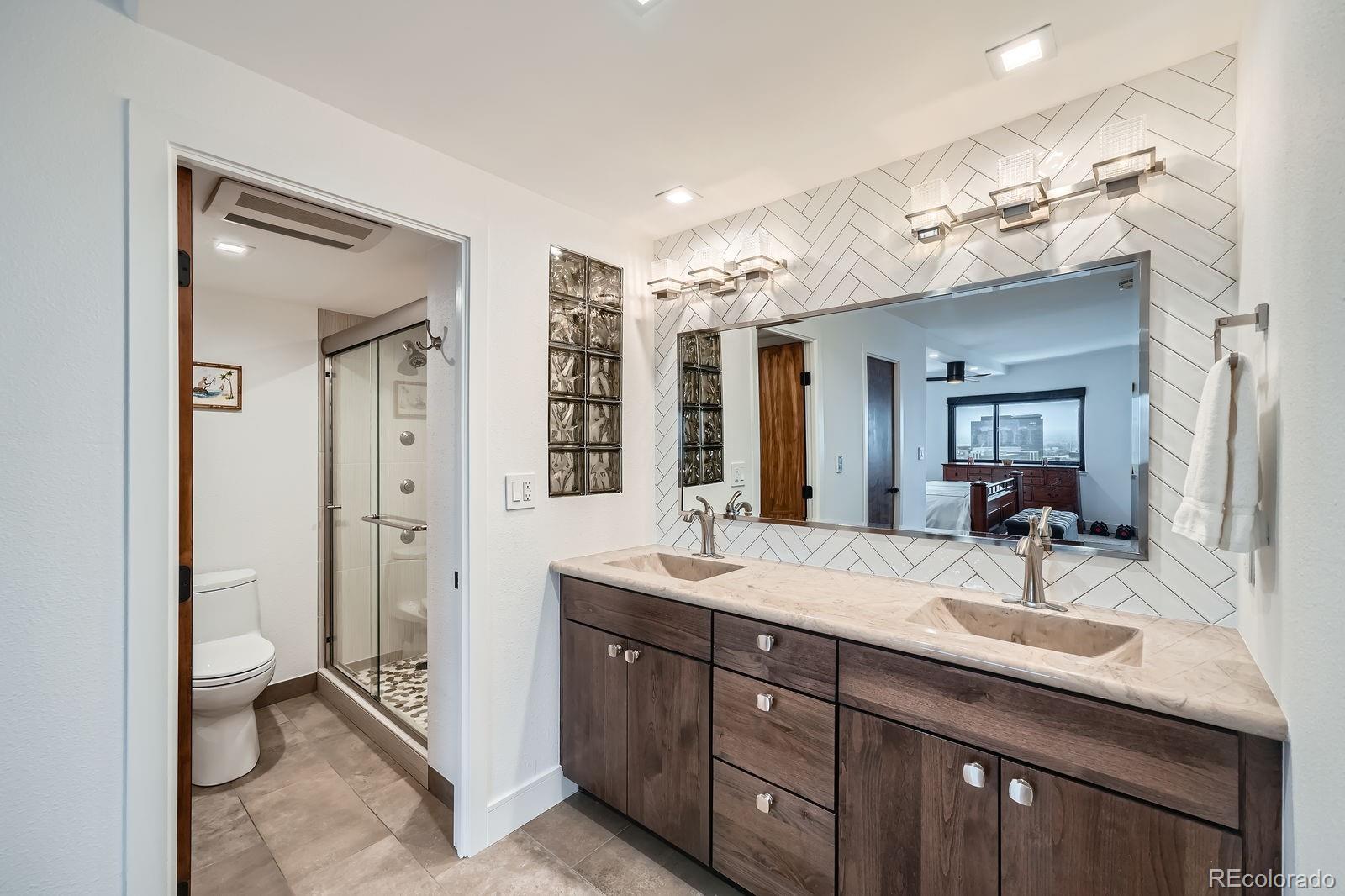 MLS Image #24 for 1551  larimer street,denver, Colorado