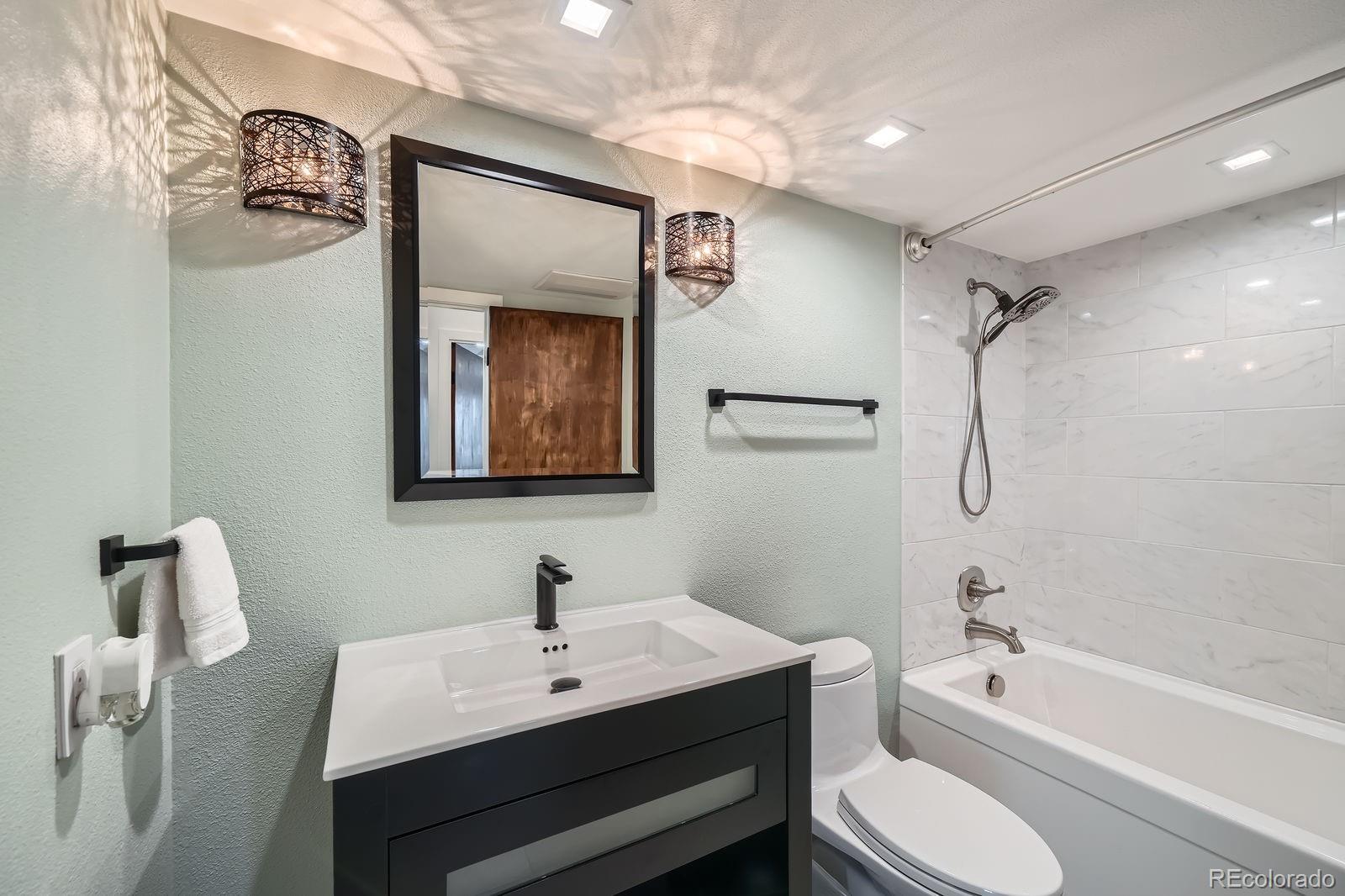 MLS Image #26 for 1551  larimer street,denver, Colorado
