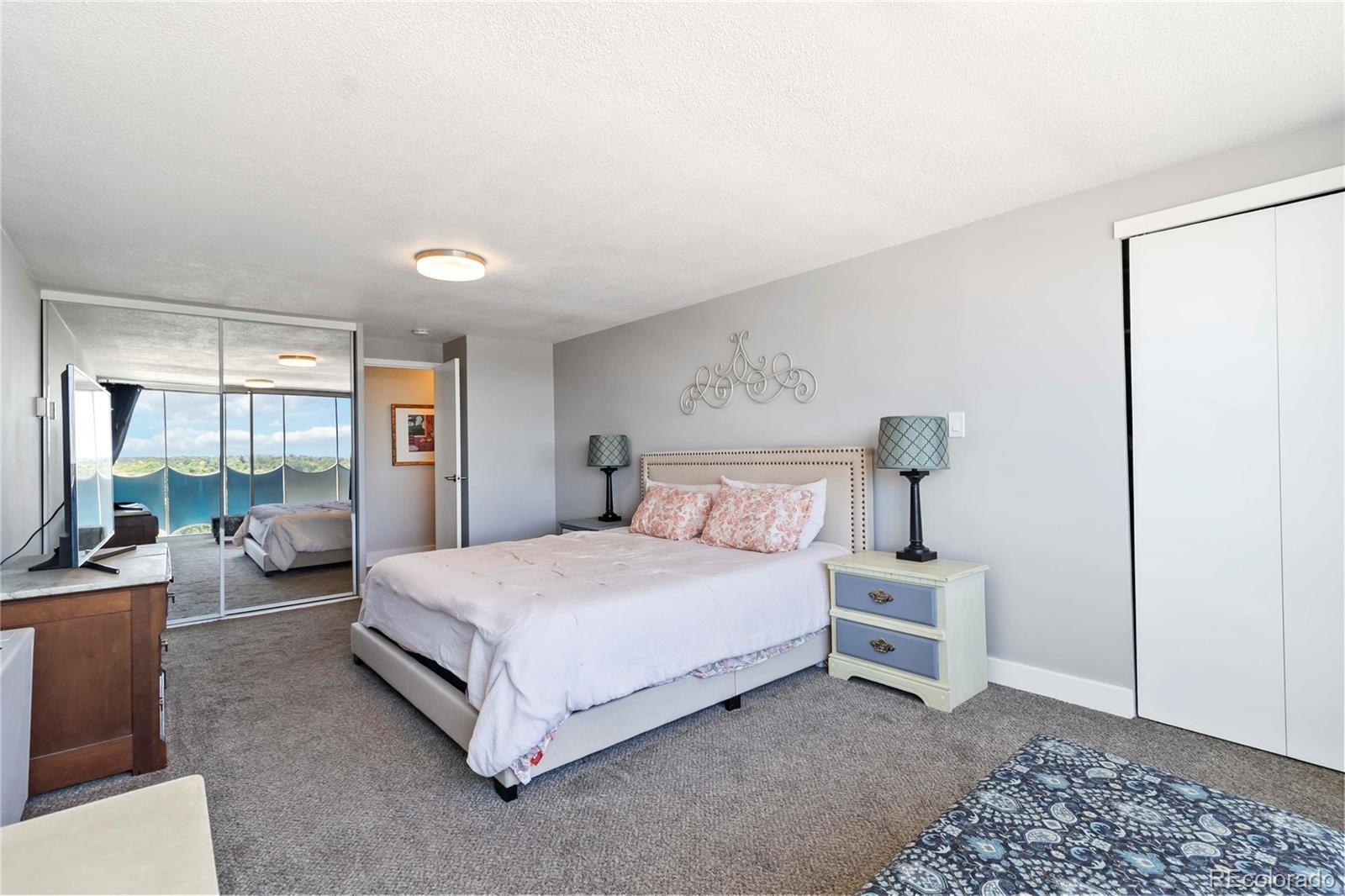 MLS Image #8 for 1155 n ash street,denver, Colorado