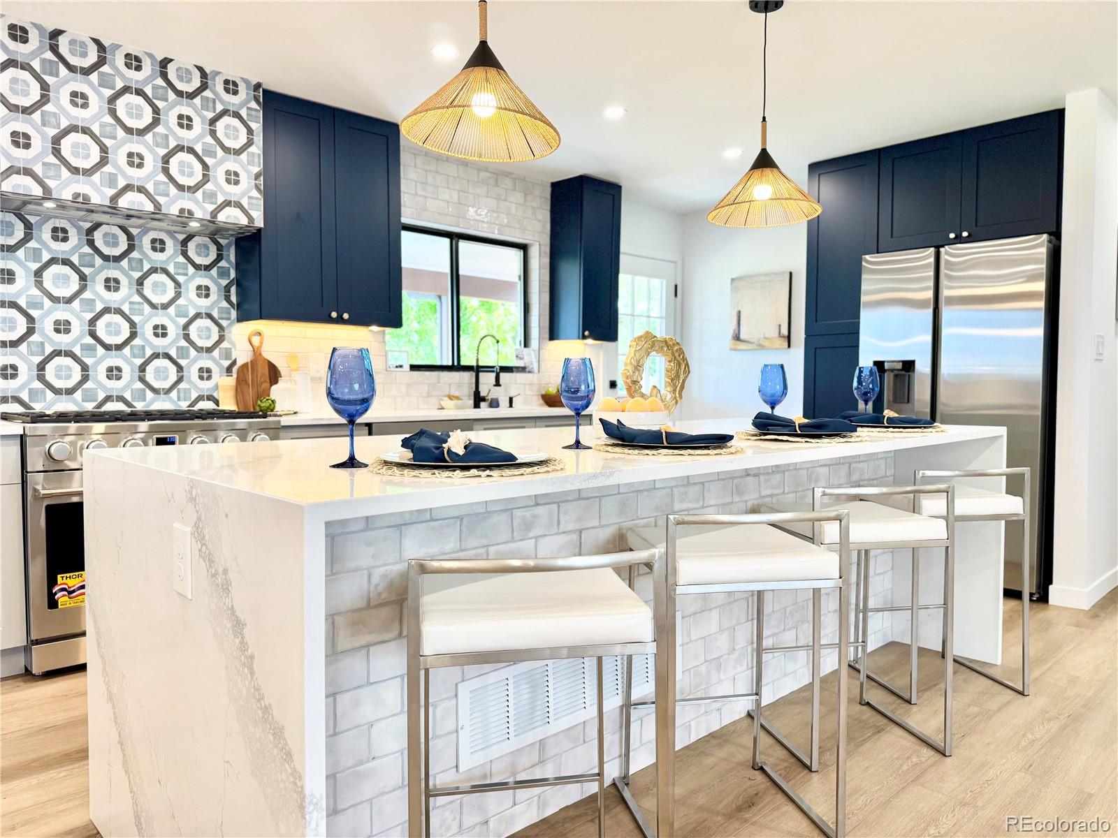 MLS Image #16 for 4192 s vrain street,denver, Colorado