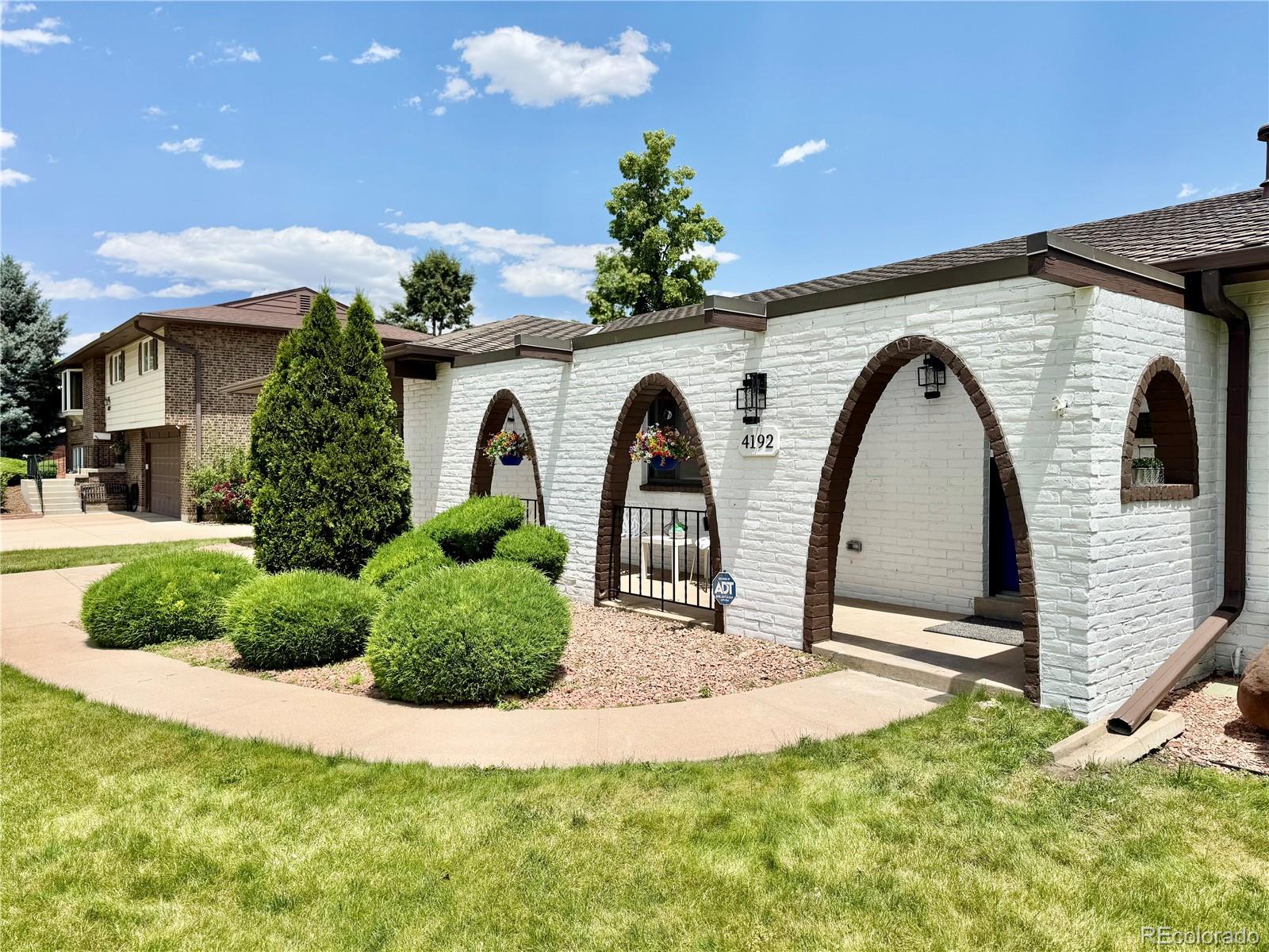 MLS Image #2 for 4192 s vrain street,denver, Colorado