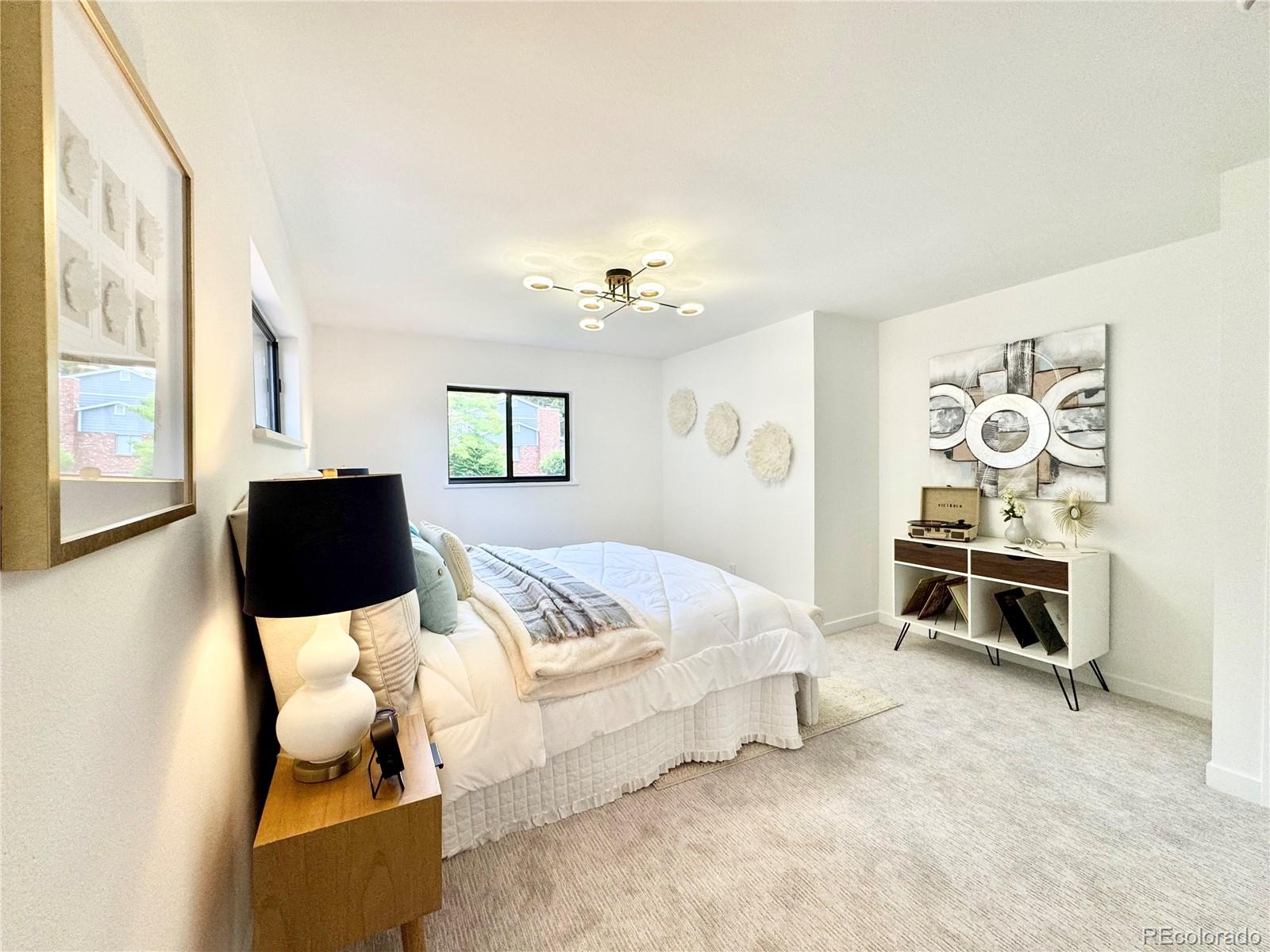 MLS Image #25 for 4192 s vrain street,denver, Colorado