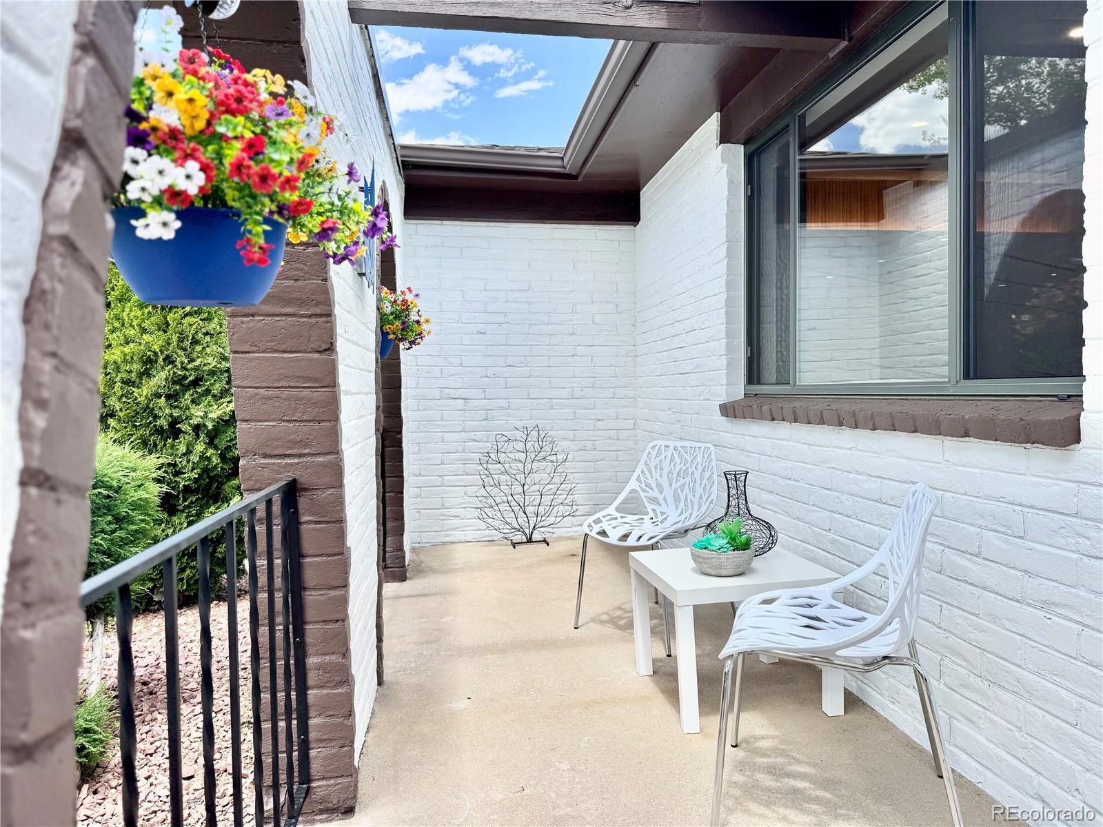MLS Image #48 for 4192 s vrain street,denver, Colorado