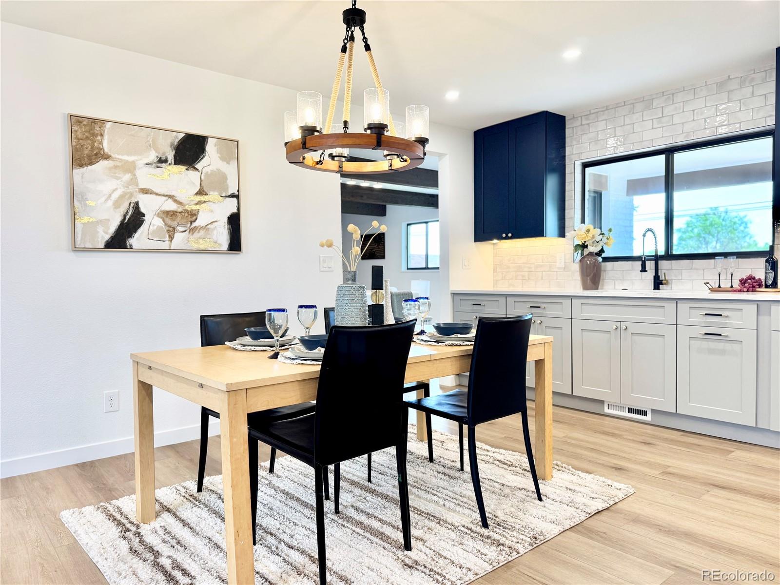 MLS Image #8 for 4192 s vrain street,denver, Colorado
