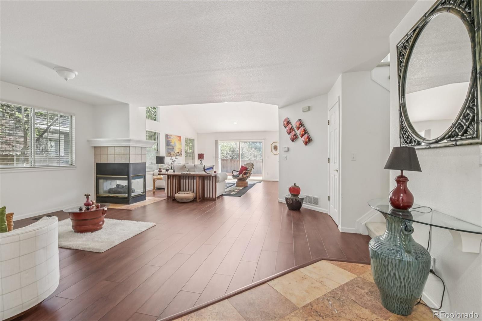 MLS Image #4 for 7664 s ivanhoe way,centennial, Colorado