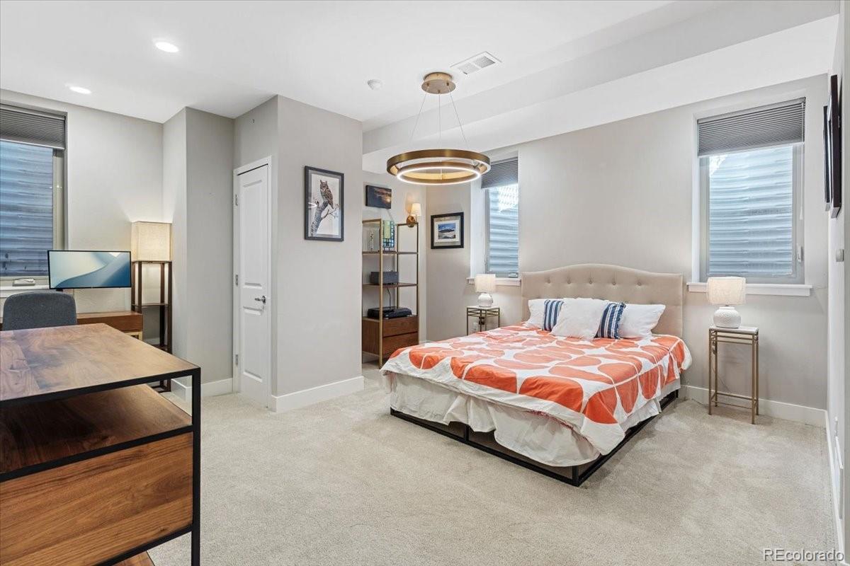MLS Image #41 for 2420 s gilpin street,denver, Colorado