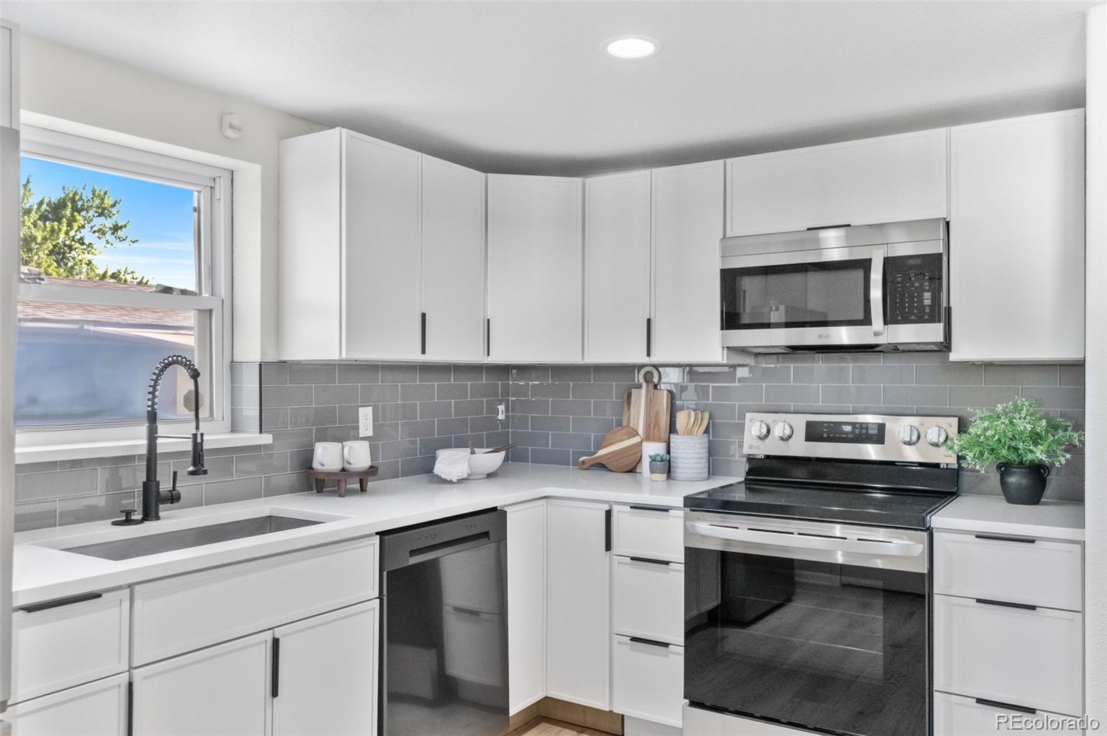 MLS Image #19 for 5640  niagara street,commerce city, Colorado