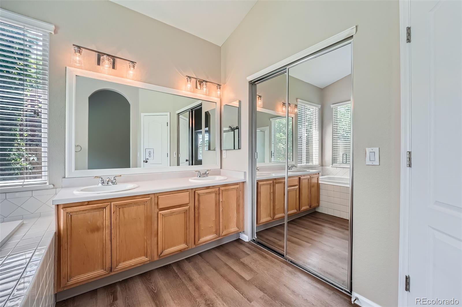 MLS Image #20 for 22436 e maplewood place,aurora, Colorado