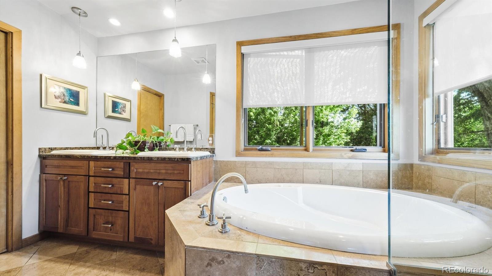MLS Image #17 for 396 e warren avenue,denver, Colorado