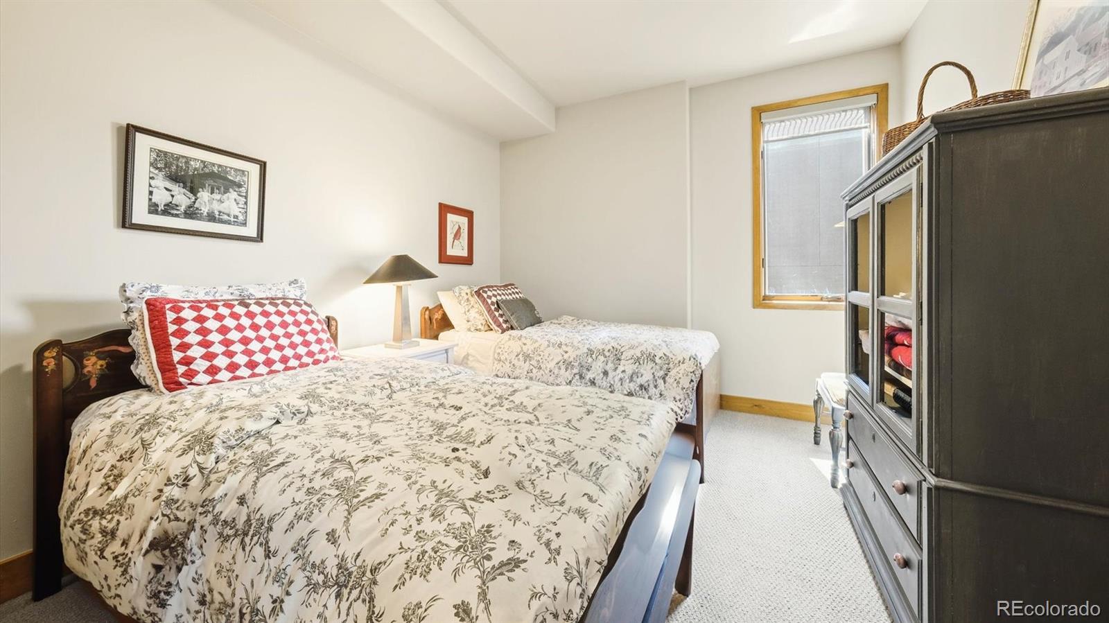 MLS Image #31 for 396 e warren avenue,denver, Colorado