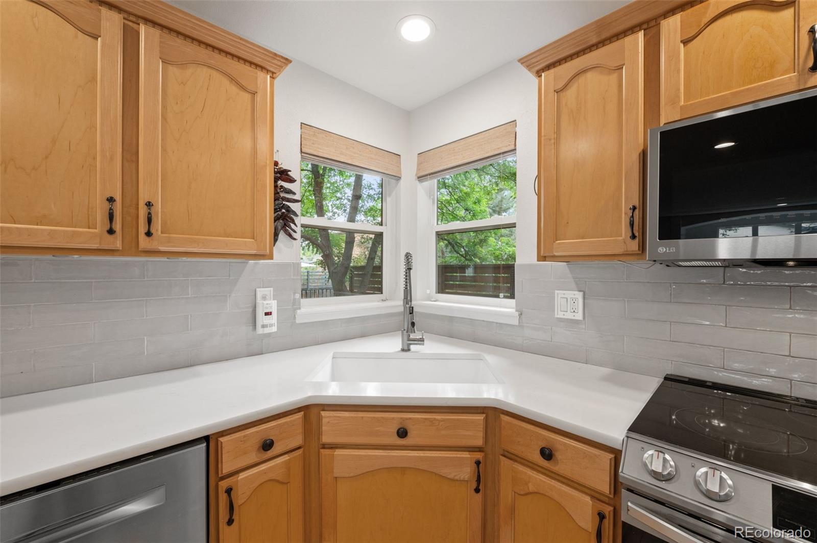 MLS Image #12 for 424  arbor drive,lafayette, Colorado