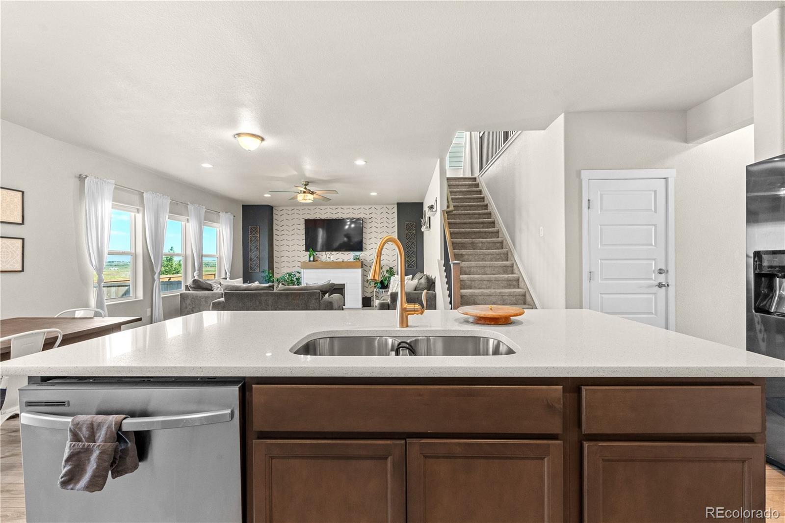 MLS Image #12 for 244  chipeta way,lochbuie, Colorado