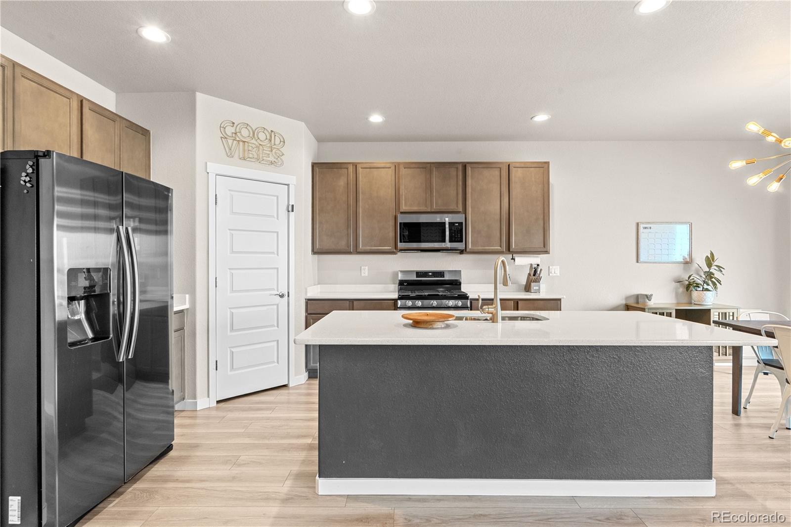 MLS Image #9 for 244  chipeta way,lochbuie, Colorado