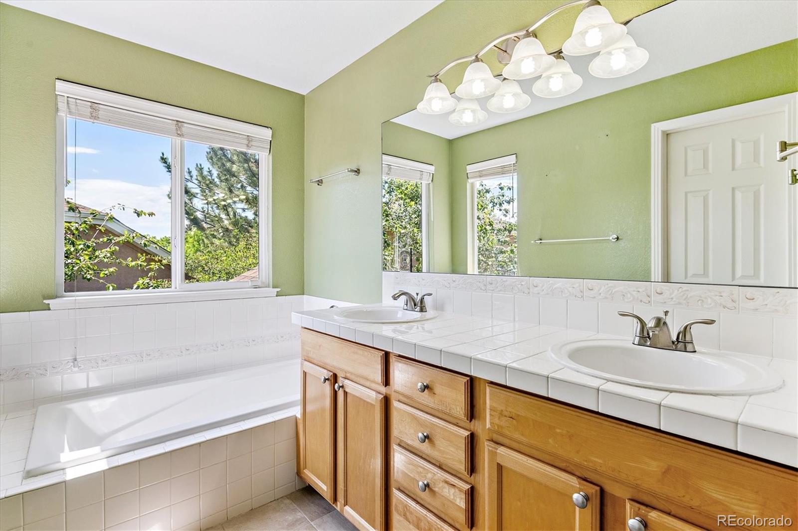 MLS Image #14 for 2330 s salem circle,aurora, Colorado