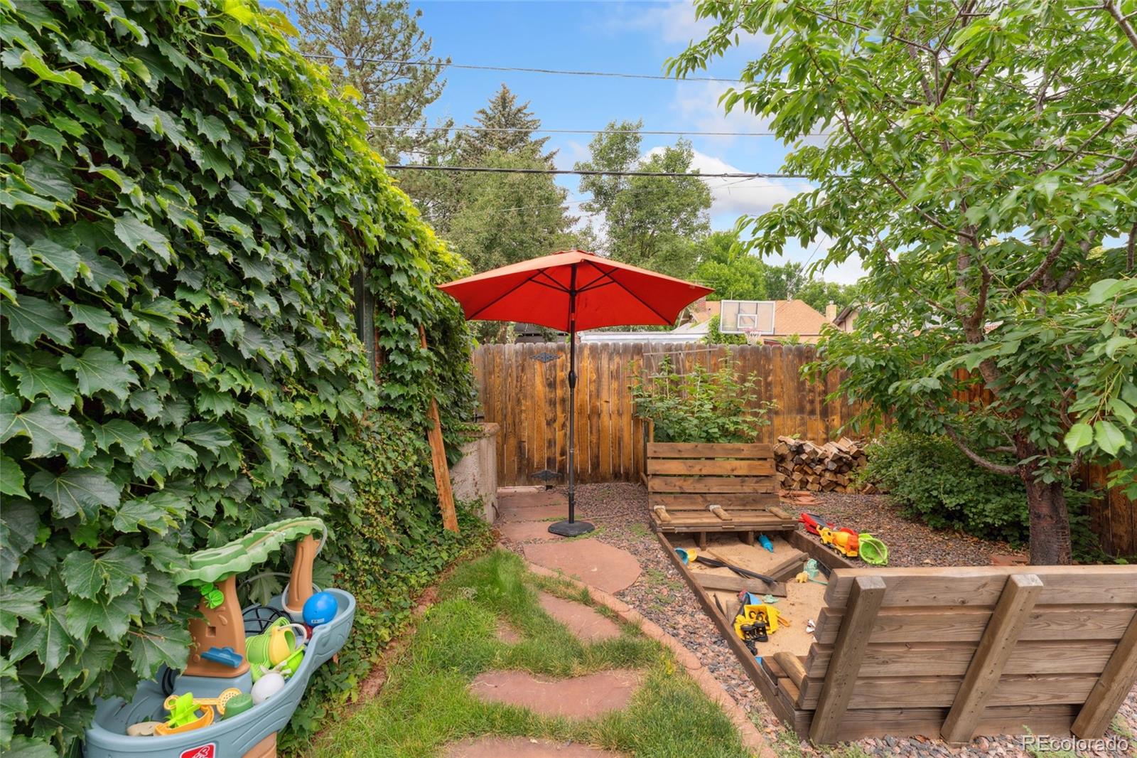 MLS Image #26 for 1215  jackson street,denver, Colorado