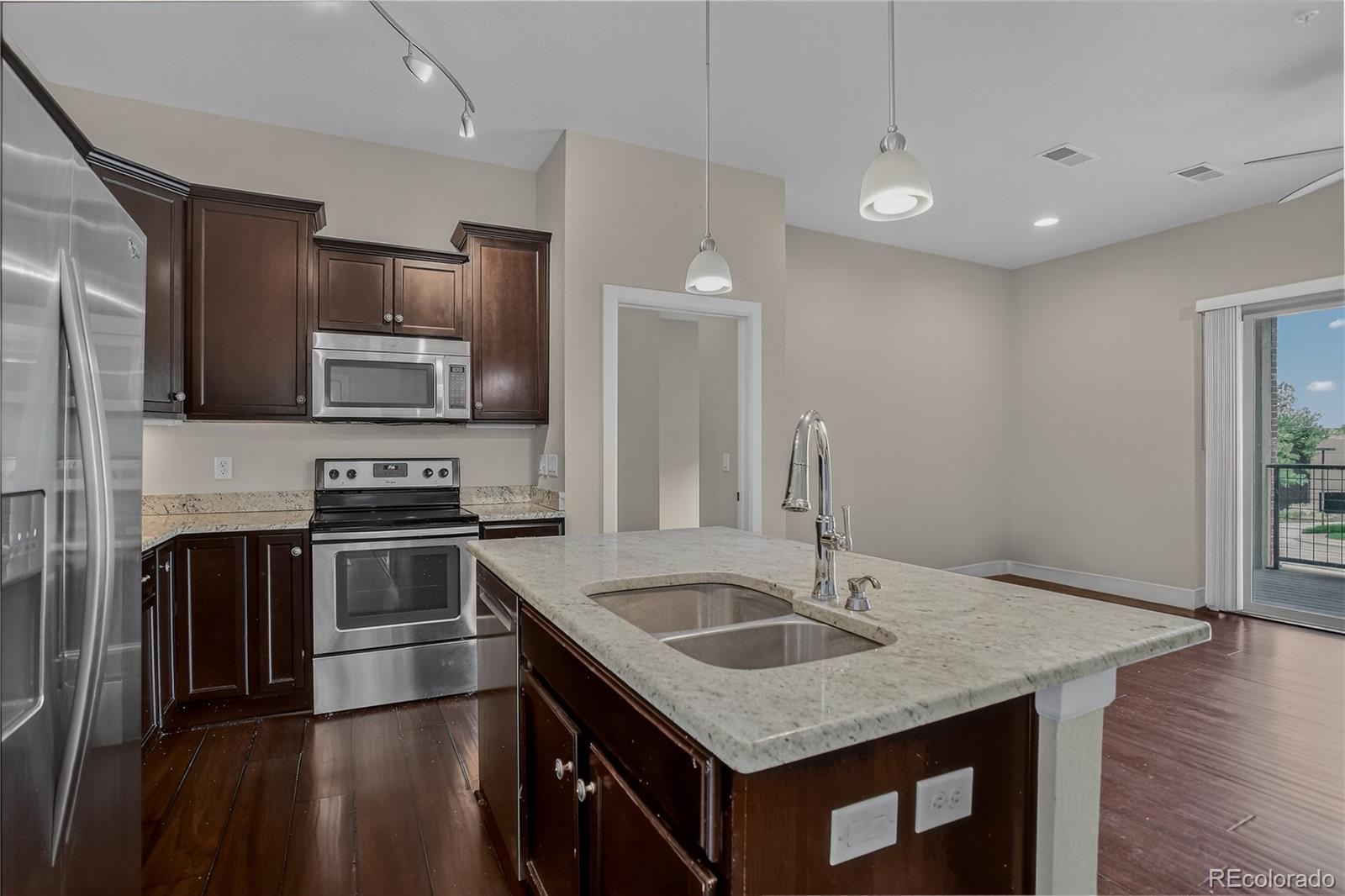 MLS Image #13 for 303  inverness way,englewood, Colorado