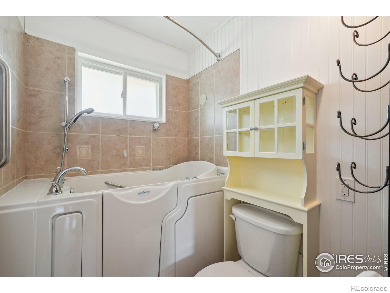 MLS Image #17 for 2001  evergreen drive,fort collins, Colorado