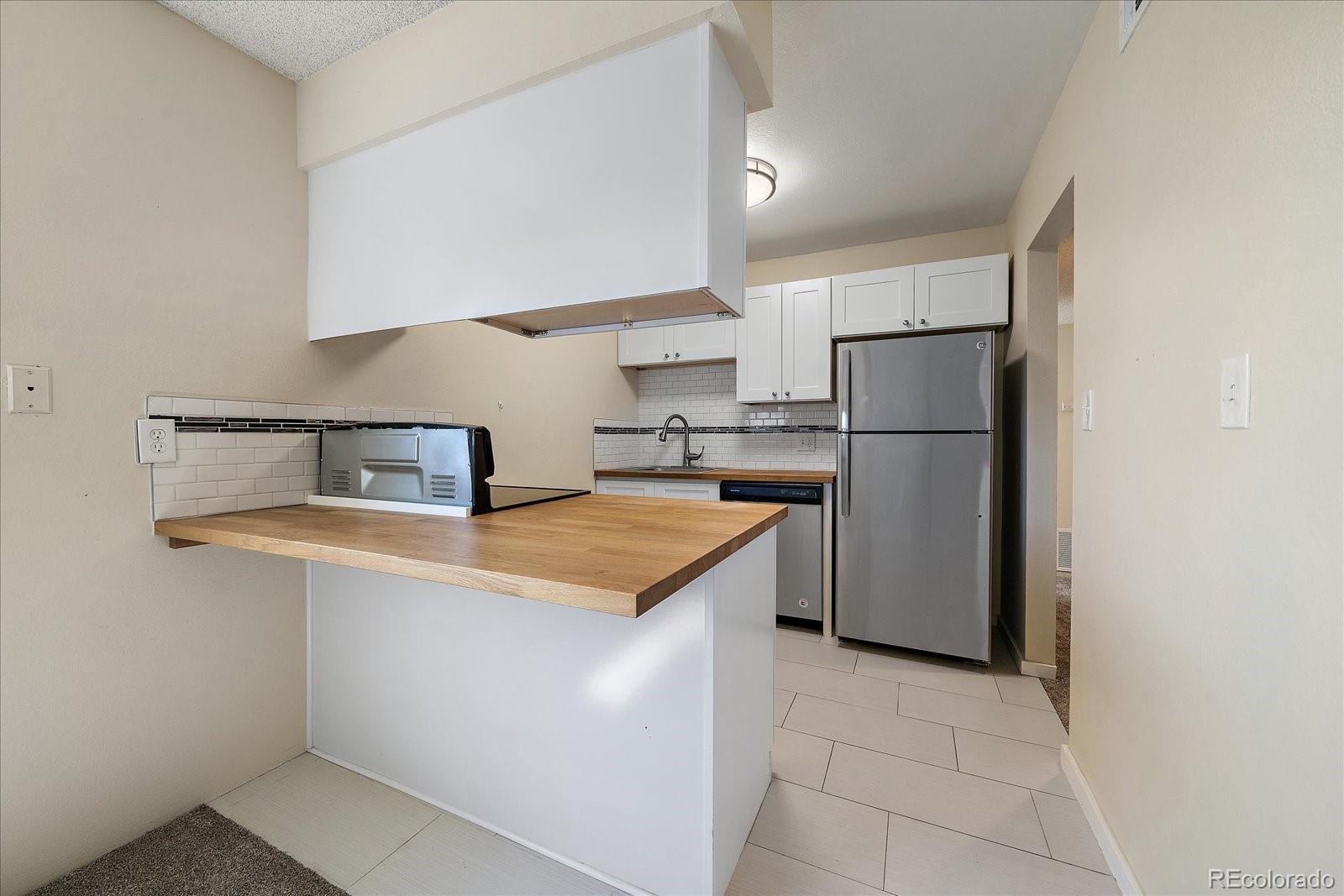 MLS Image #7 for 6800 e tennessee avenue,denver, Colorado