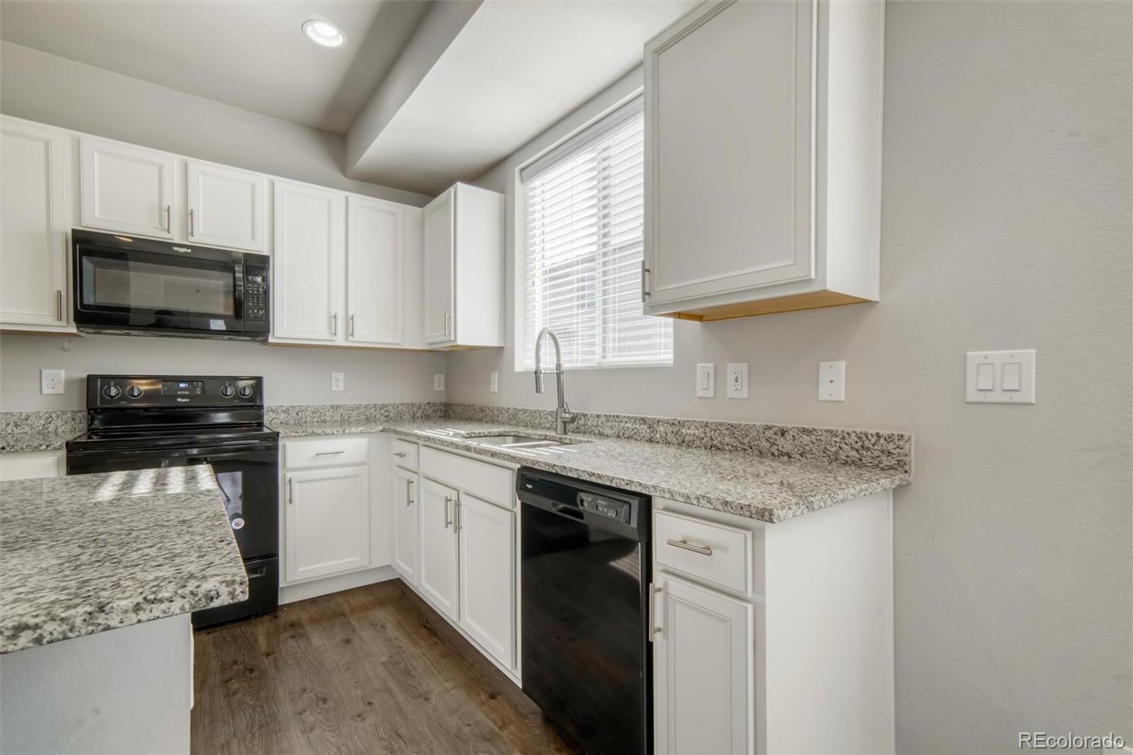 MLS Image #10 for 16069 e elk drive,denver, Colorado