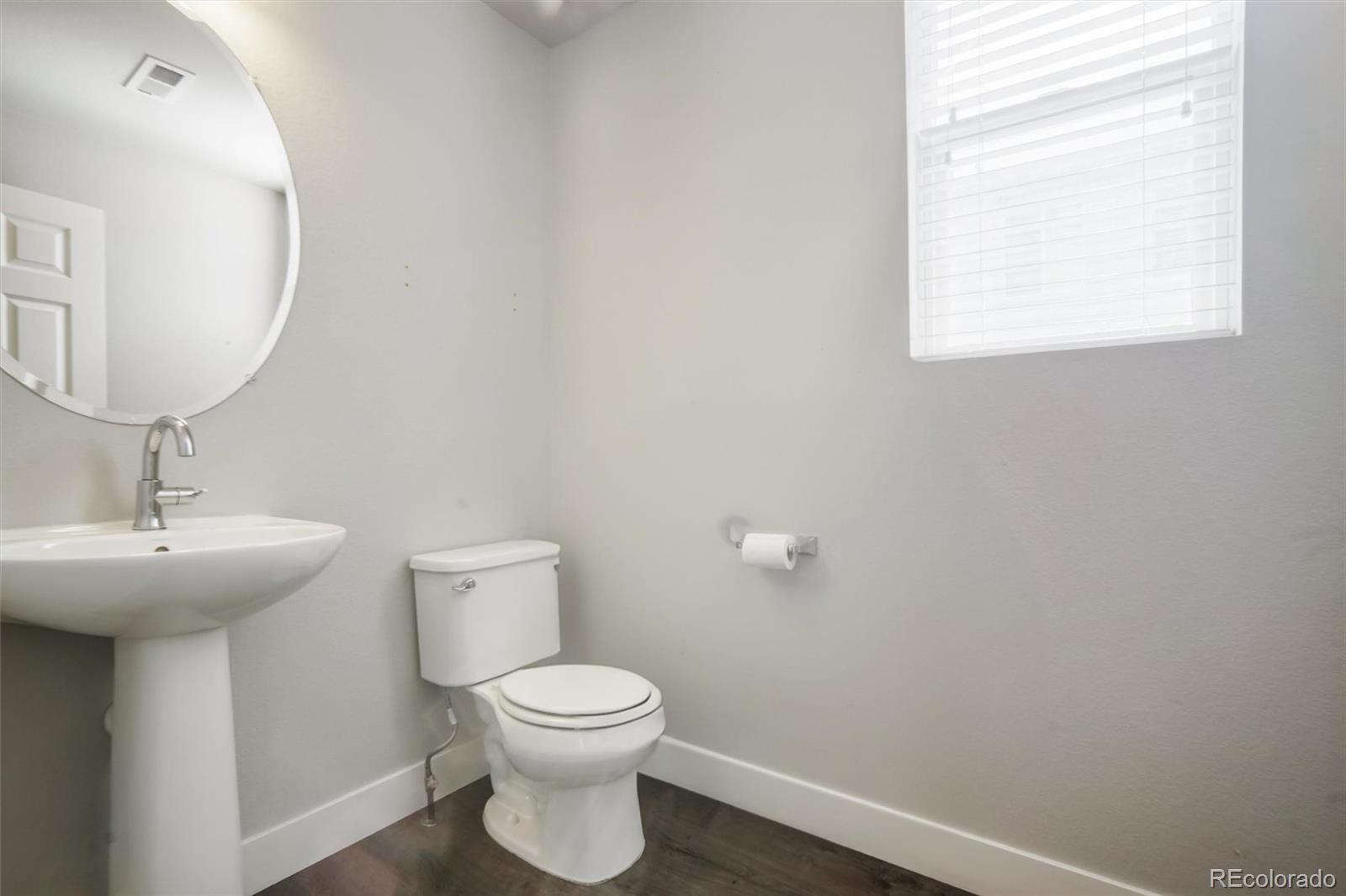 MLS Image #14 for 16069 e elk drive,denver, Colorado