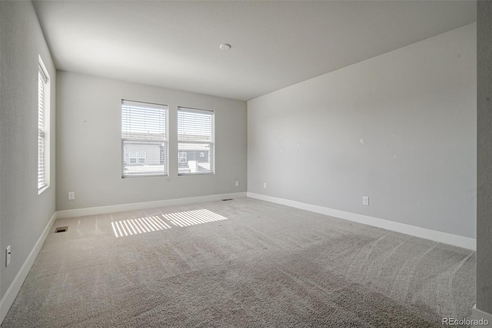 MLS Image #16 for 16069 e elk drive,denver, Colorado