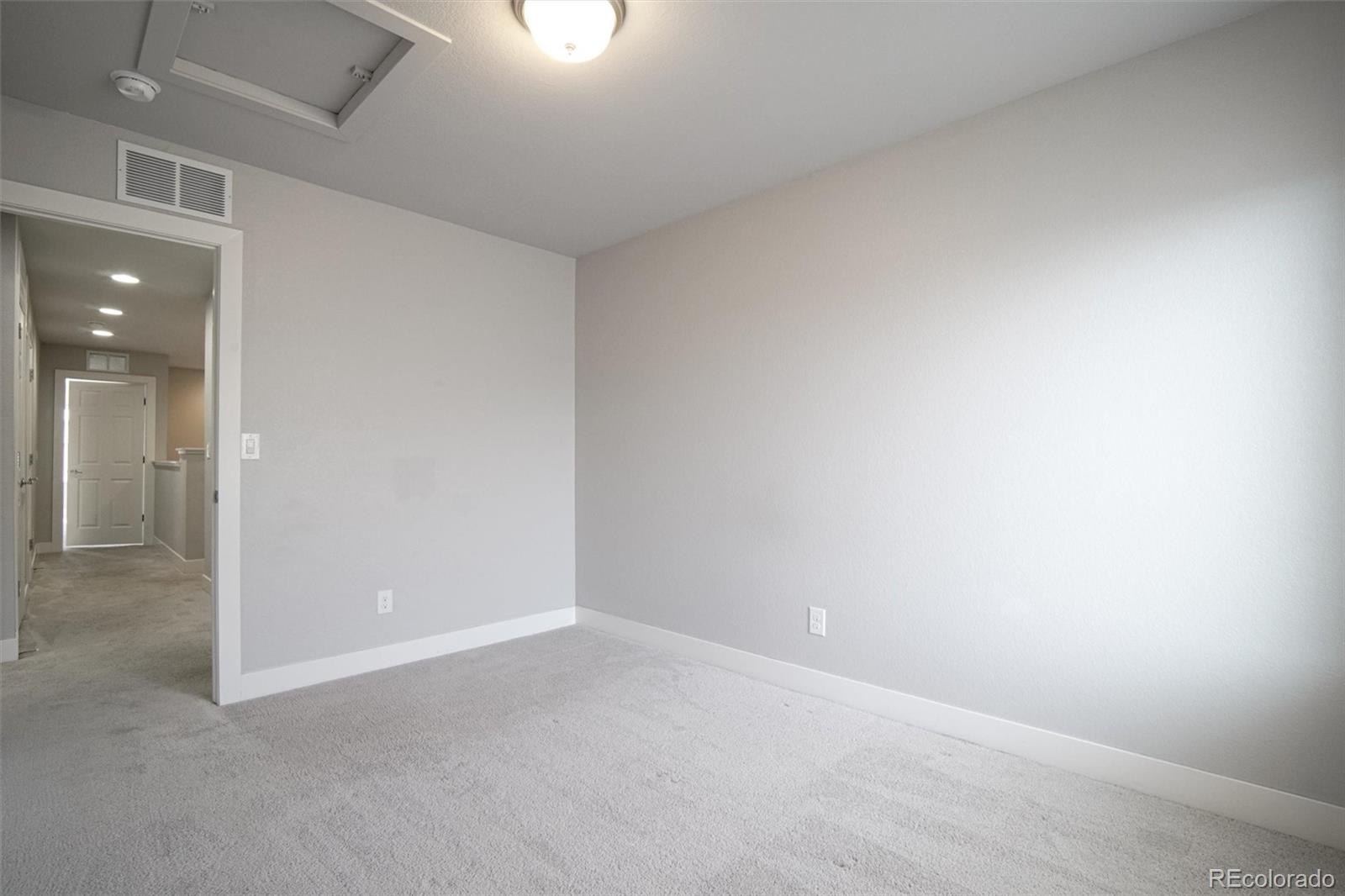 MLS Image #37 for 16069 e elk drive,denver, Colorado