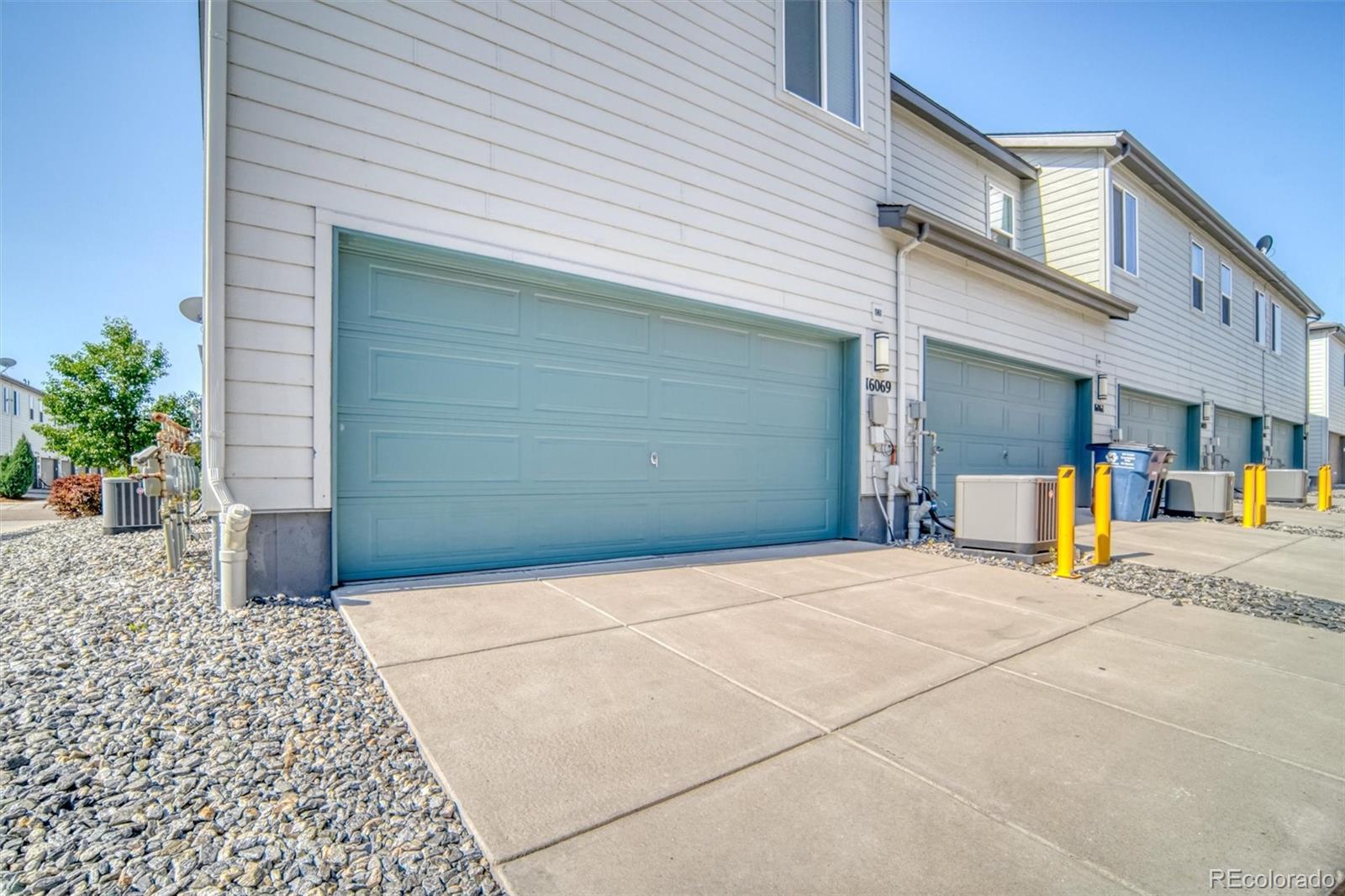 MLS Image #39 for 16069 e elk drive,denver, Colorado