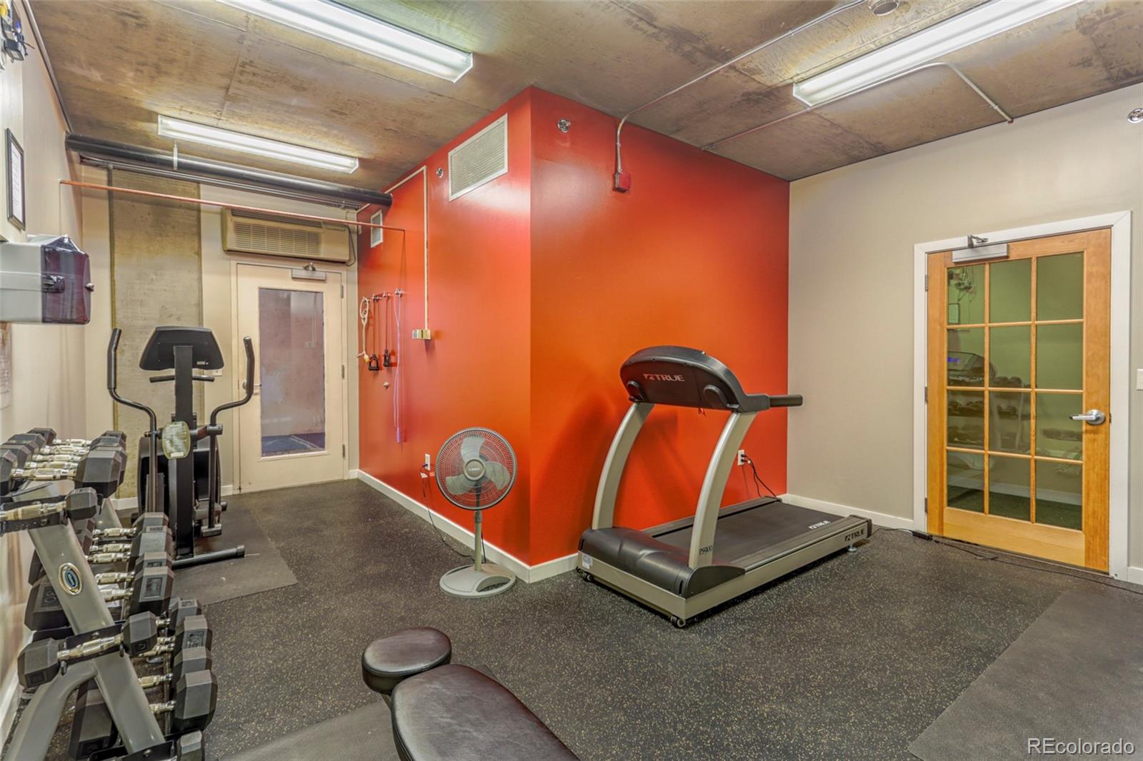 MLS Image #16 for 275 s harrison street 409,denver, Colorado
