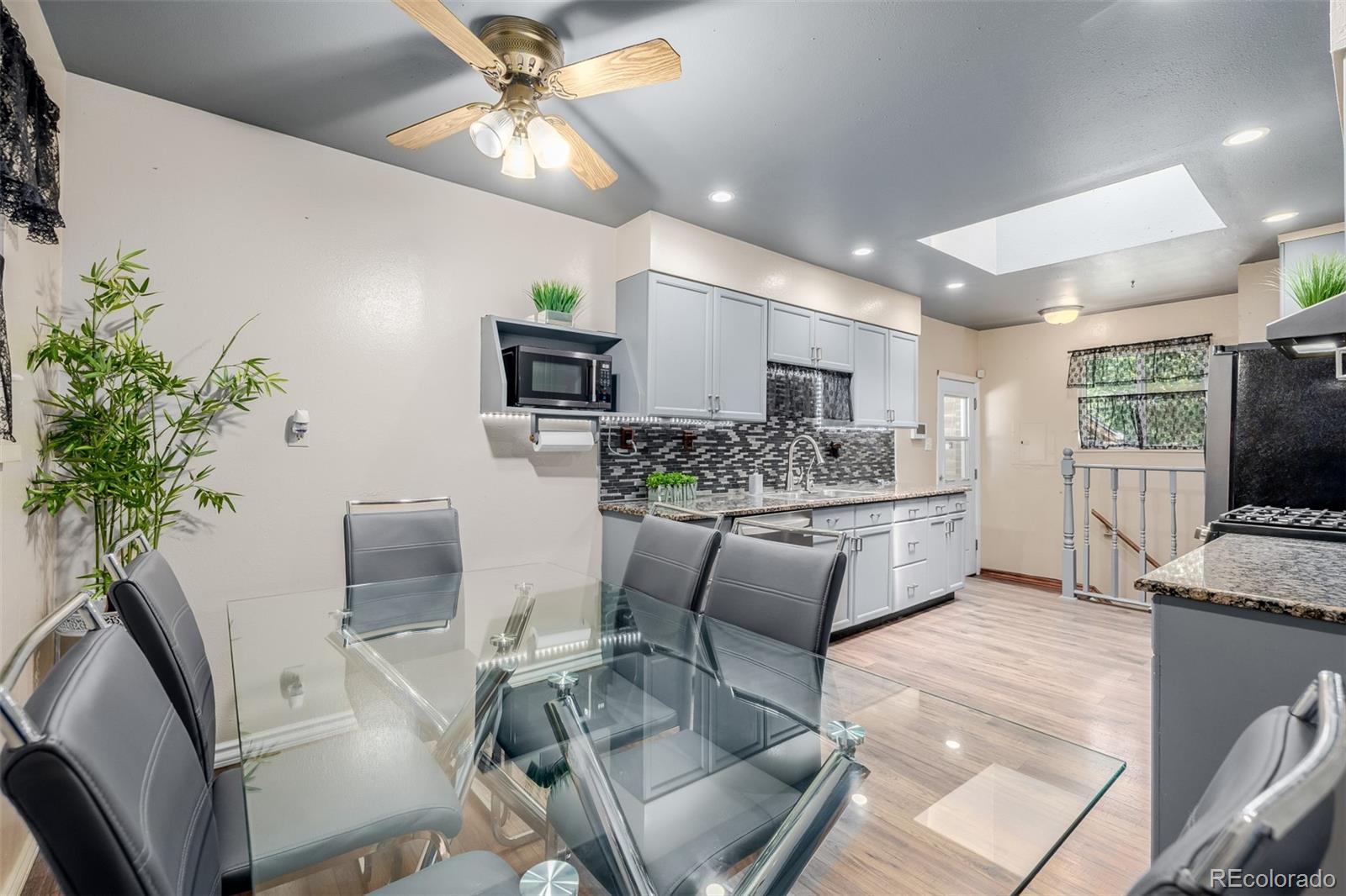 MLS Image #3 for 9170  aspen drive,thornton, Colorado