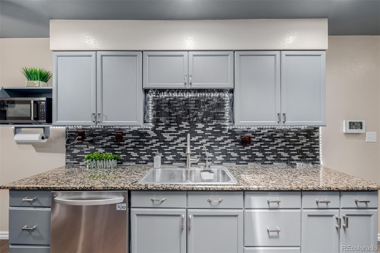 MLS Image #7 for 9170  aspen drive,thornton, Colorado