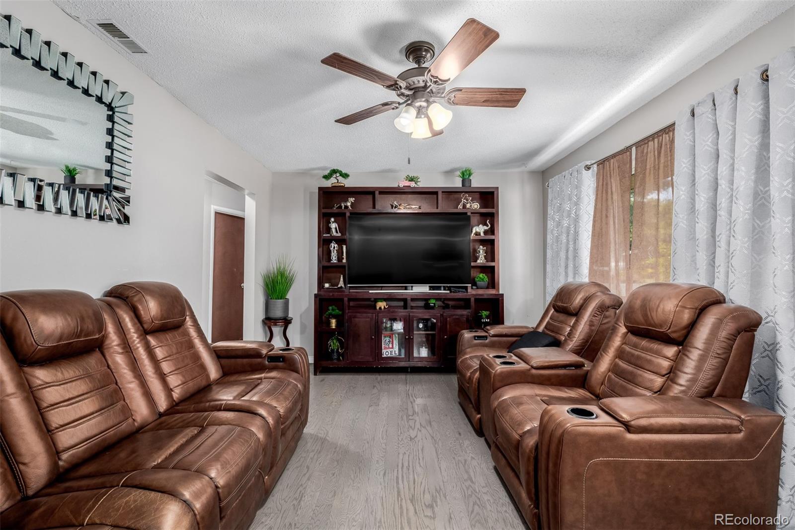 MLS Image #9 for 9170  aspen drive,thornton, Colorado