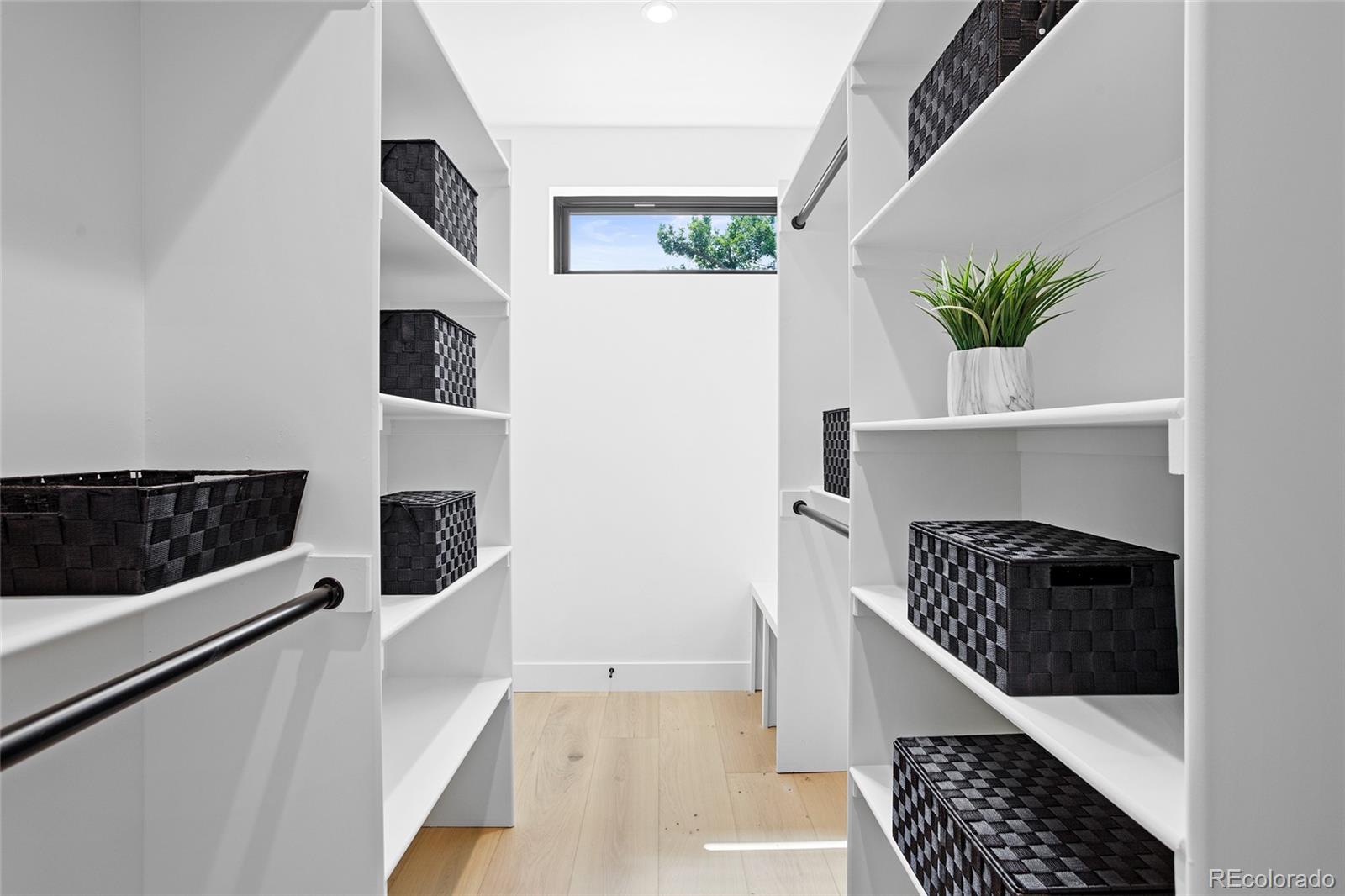 MLS Image #28 for 2478 s cherokee street,denver, Colorado
