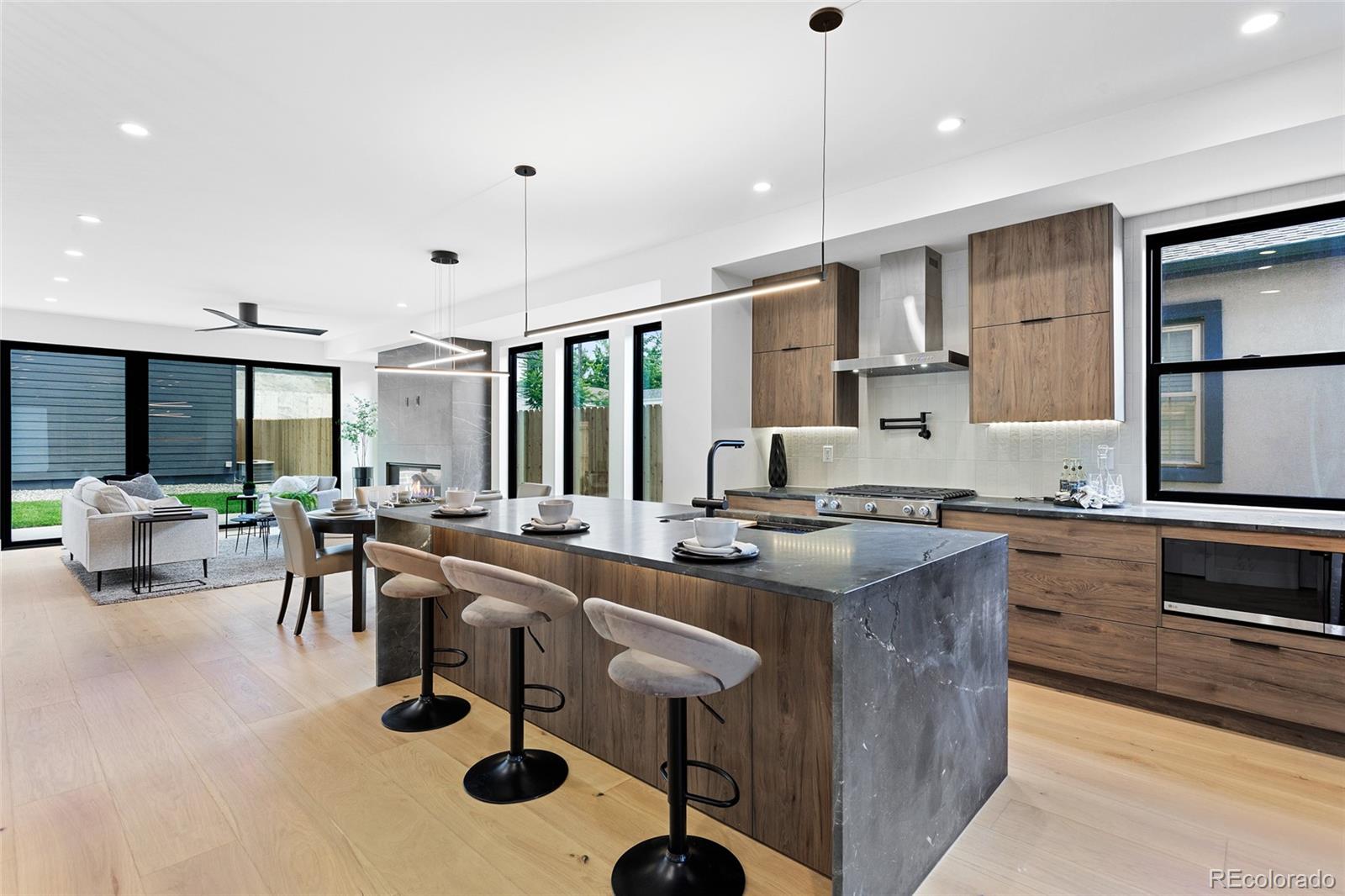 MLS Image #3 for 2478 s cherokee street,denver, Colorado