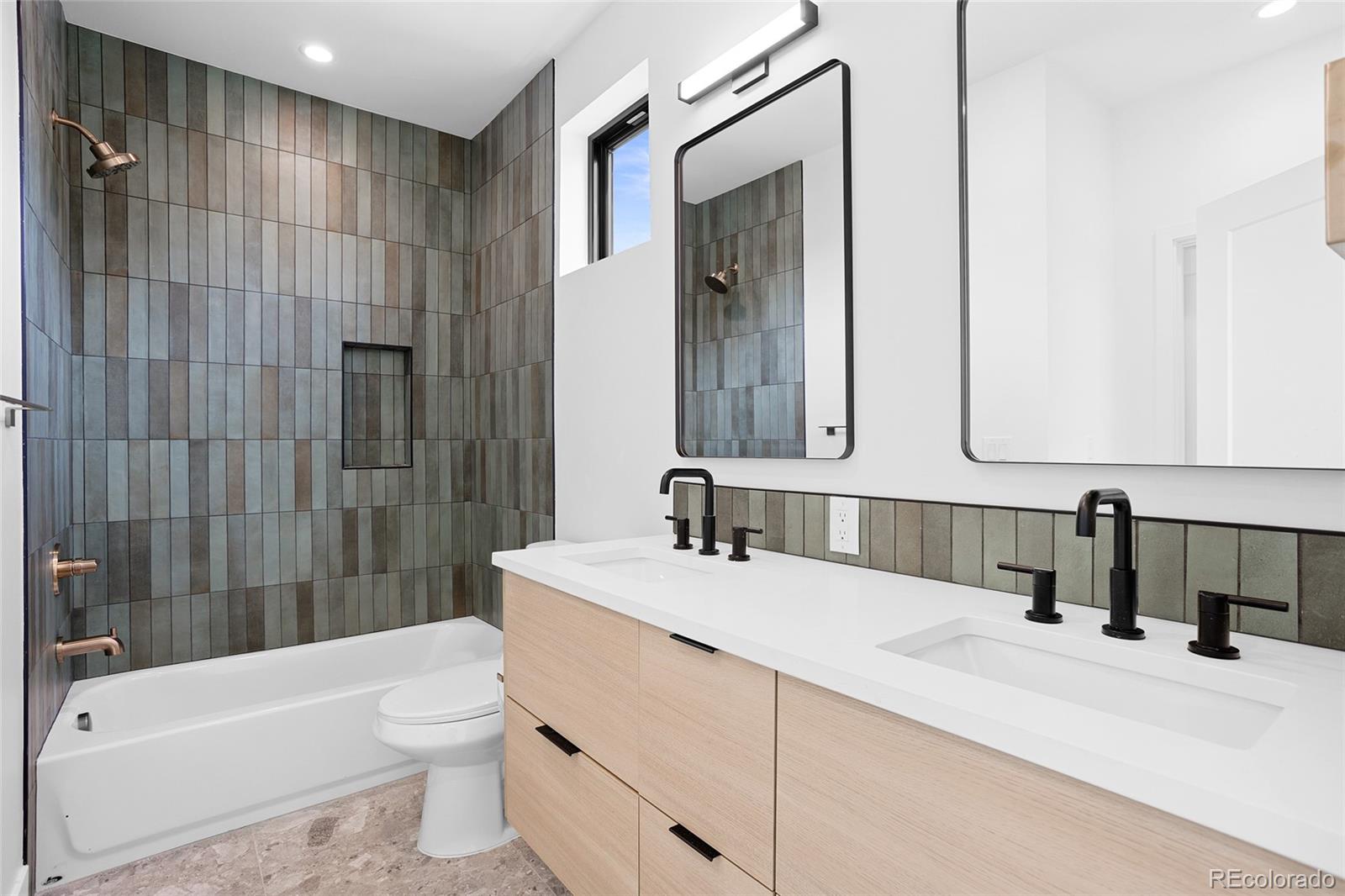 MLS Image #31 for 2478 s cherokee street,denver, Colorado