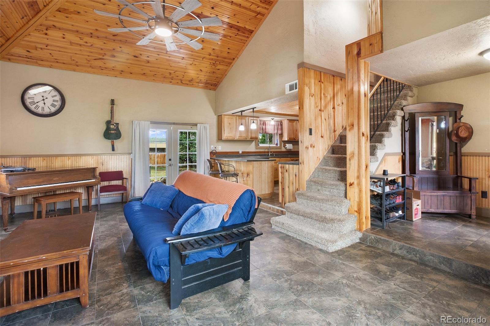 MLS Image #10 for 13599  county rd 1 ,florissant, Colorado