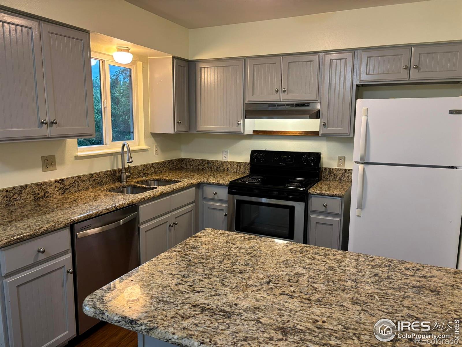MLS Image #4 for 2425 w plum street,fort collins, Colorado