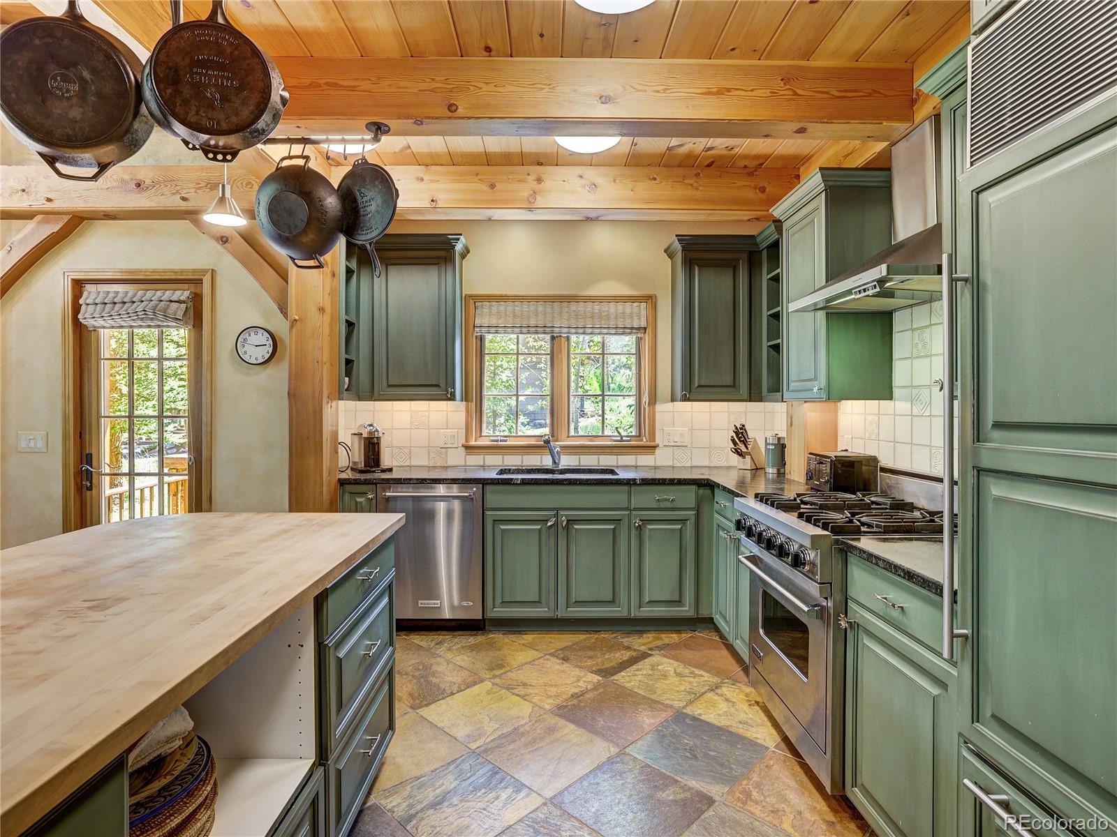 MLS Image #11 for 840  penstemon road,dillon, Colorado