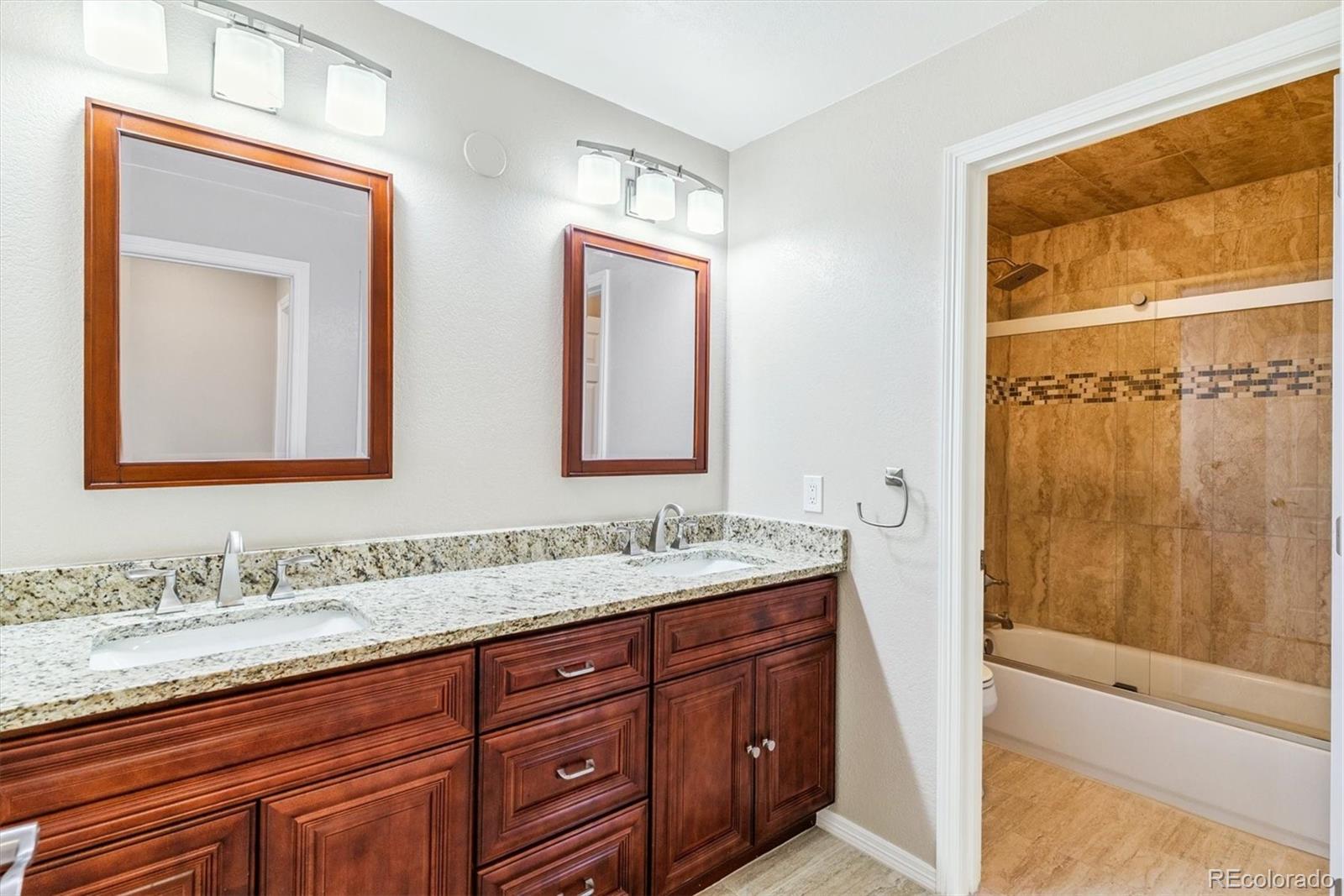MLS Image #17 for 9015 w tanforan drive,littleton, Colorado