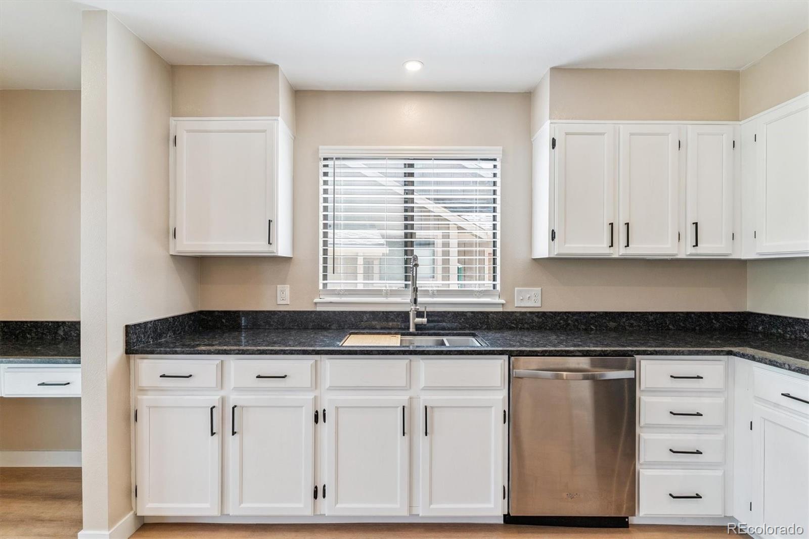 MLS Image #7 for 9015 w tanforan drive,littleton, Colorado